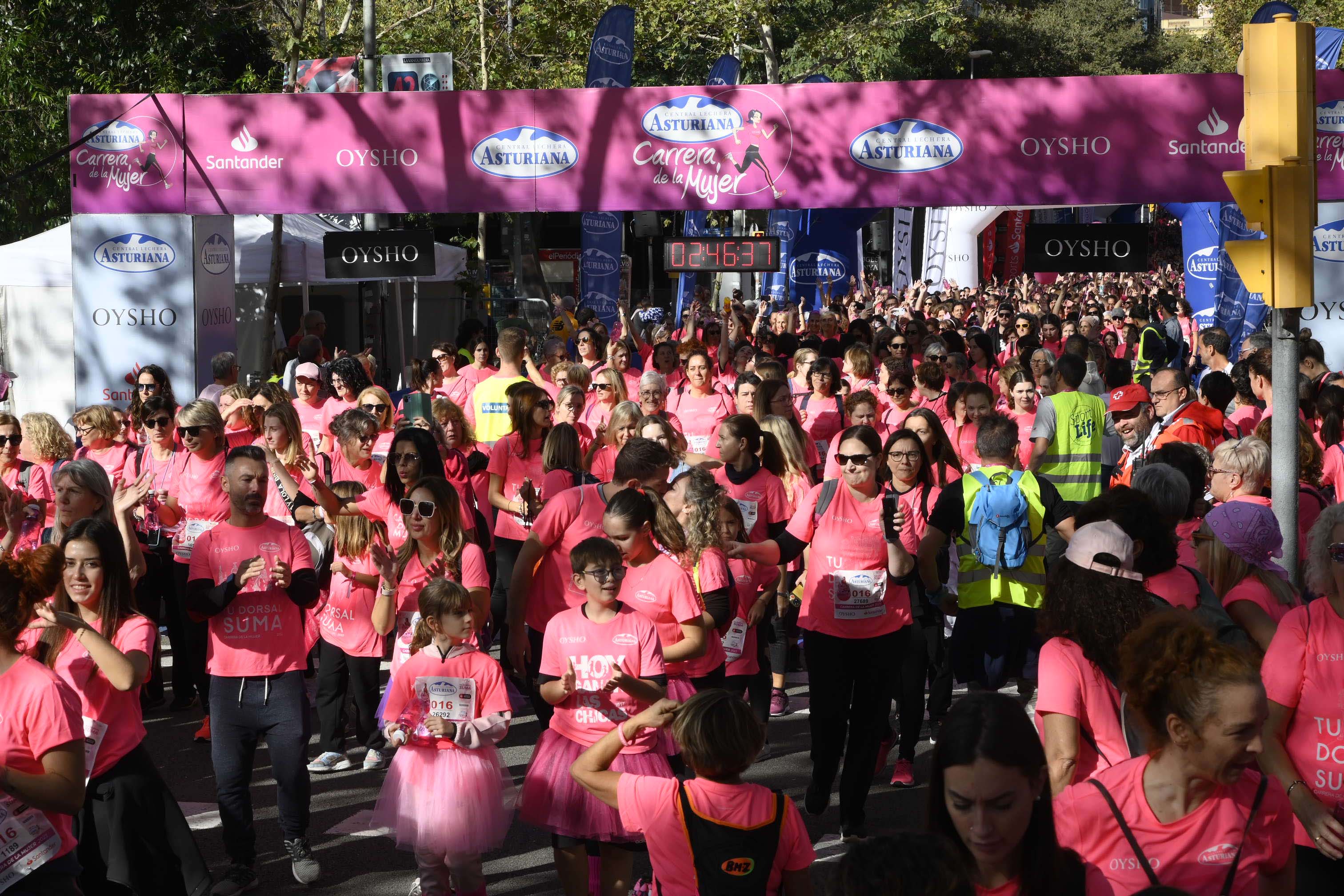 Las mejores fotos de la Carrera de la Mujer de Barcelona 2023. 7900