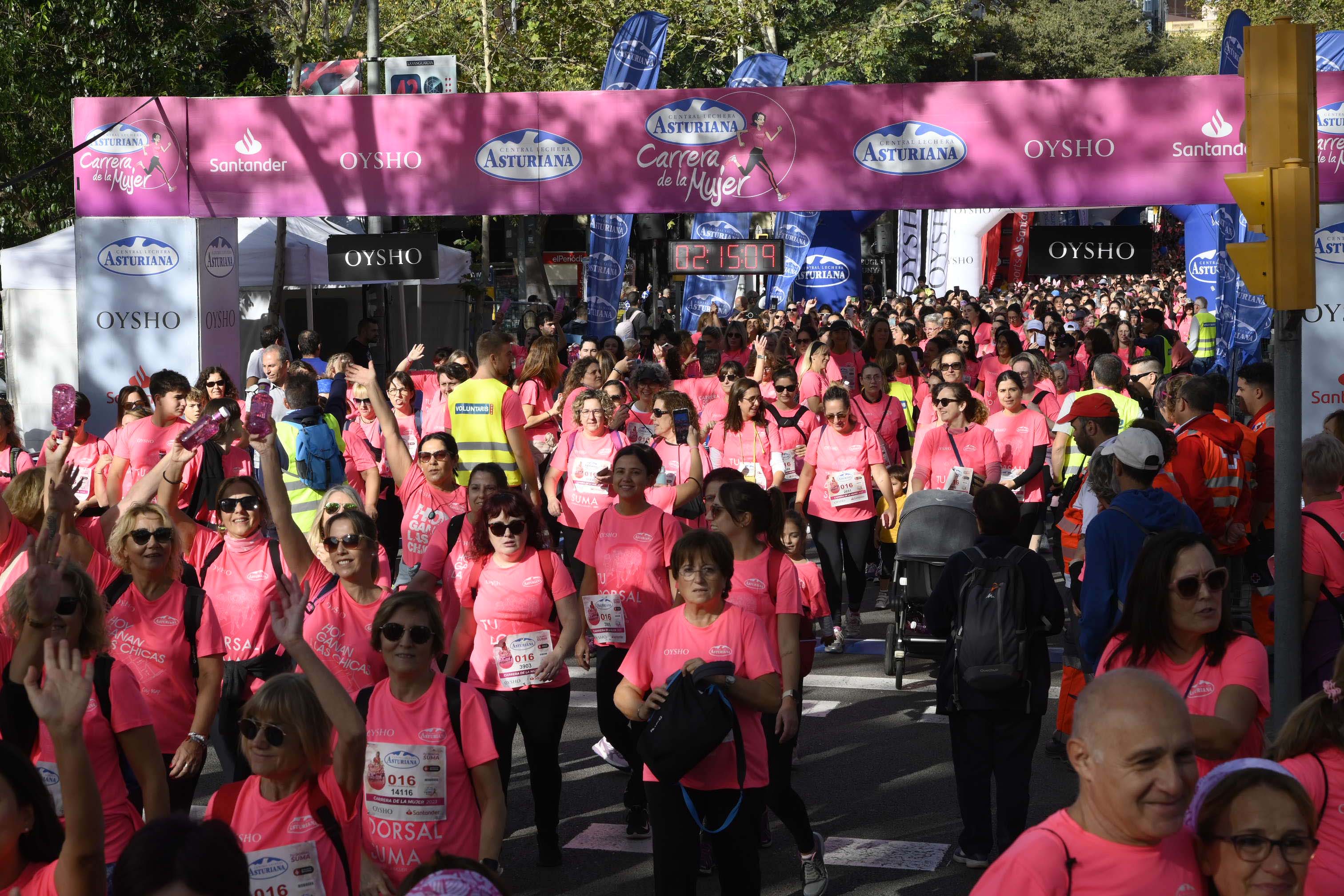 Las mejores fotos de la Carrera de la Mujer de Barcelona 2023. 6994