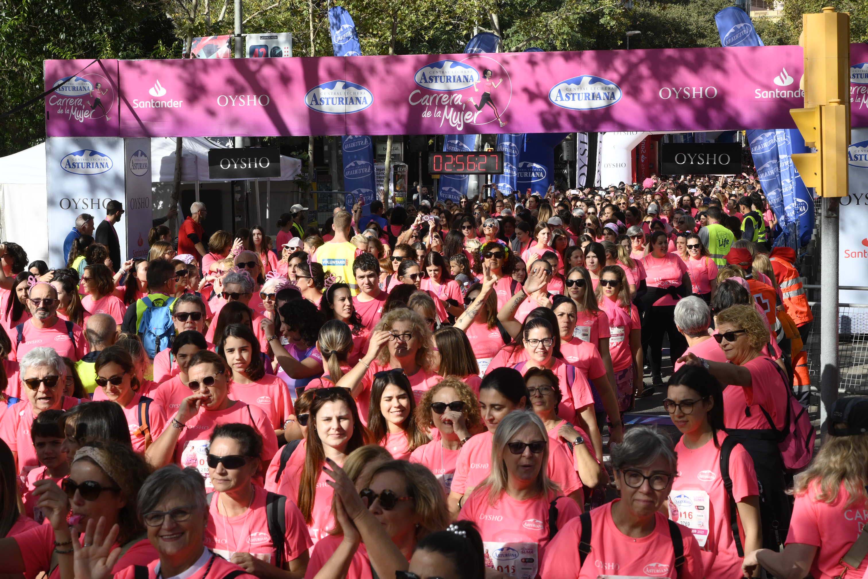 Las mejores fotos de la Carrera de la Mujer de Barcelona 2023. 8195