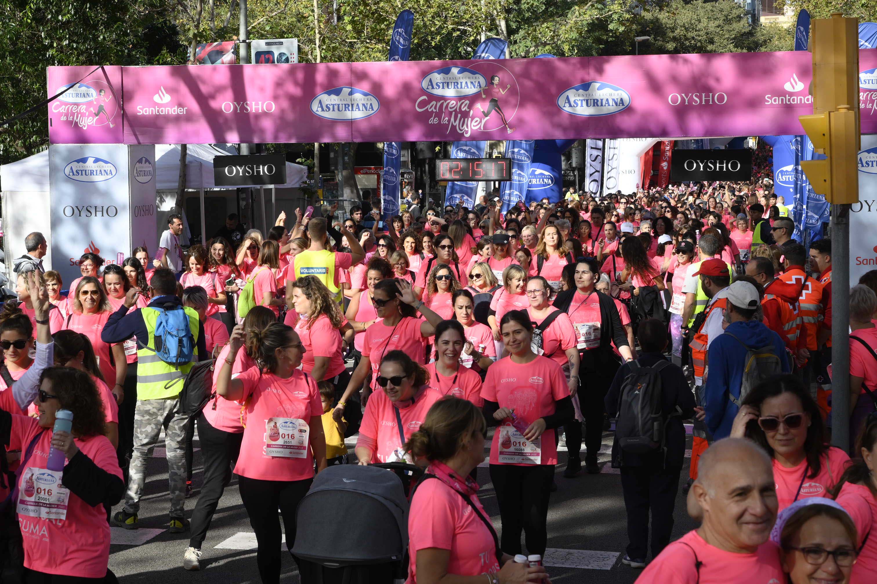 Las mejores fotos de la Carrera de la Mujer de Barcelona 2023. 6998