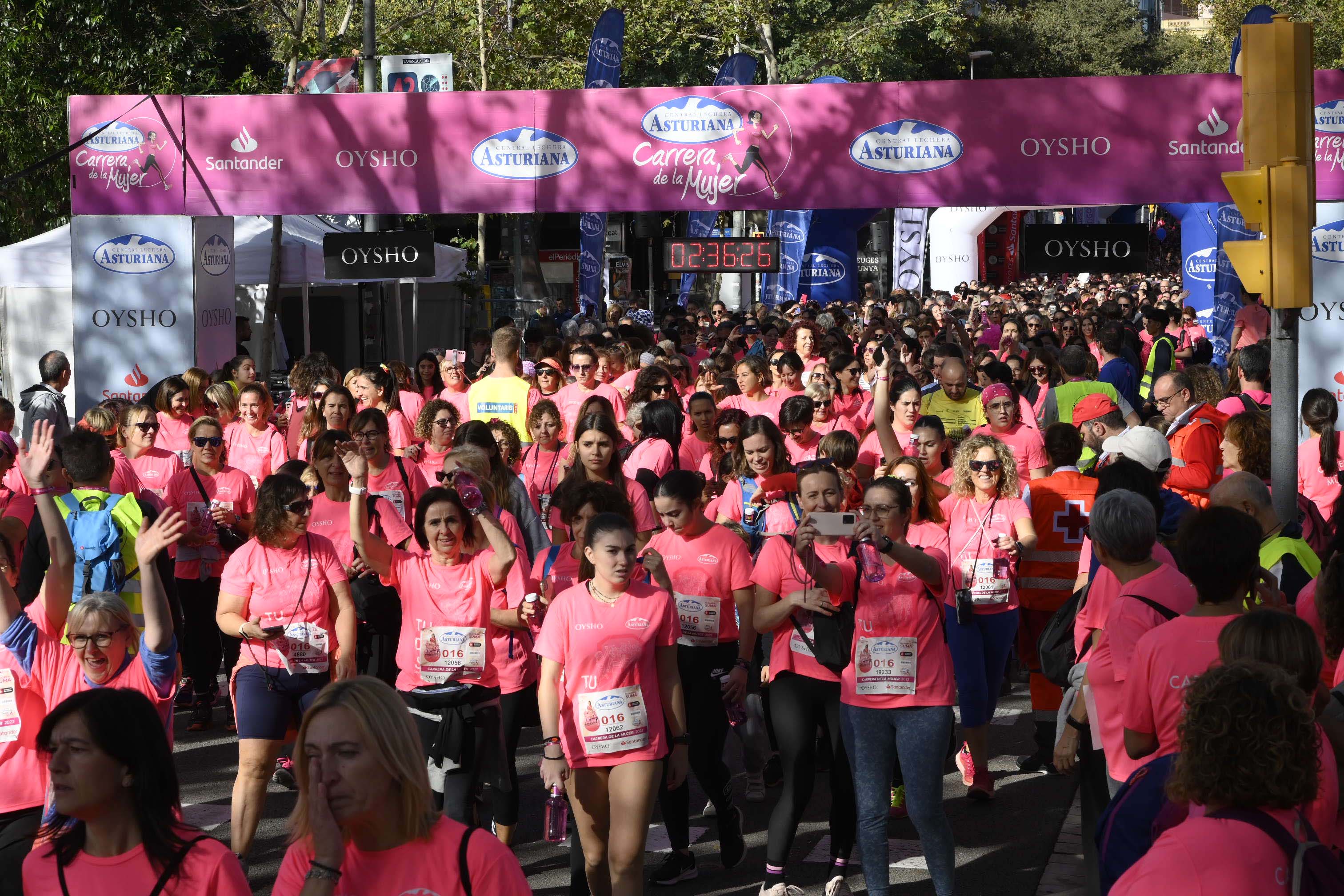 Las mejores fotos de la Carrera de la Mujer de Barcelona 2023. 7616