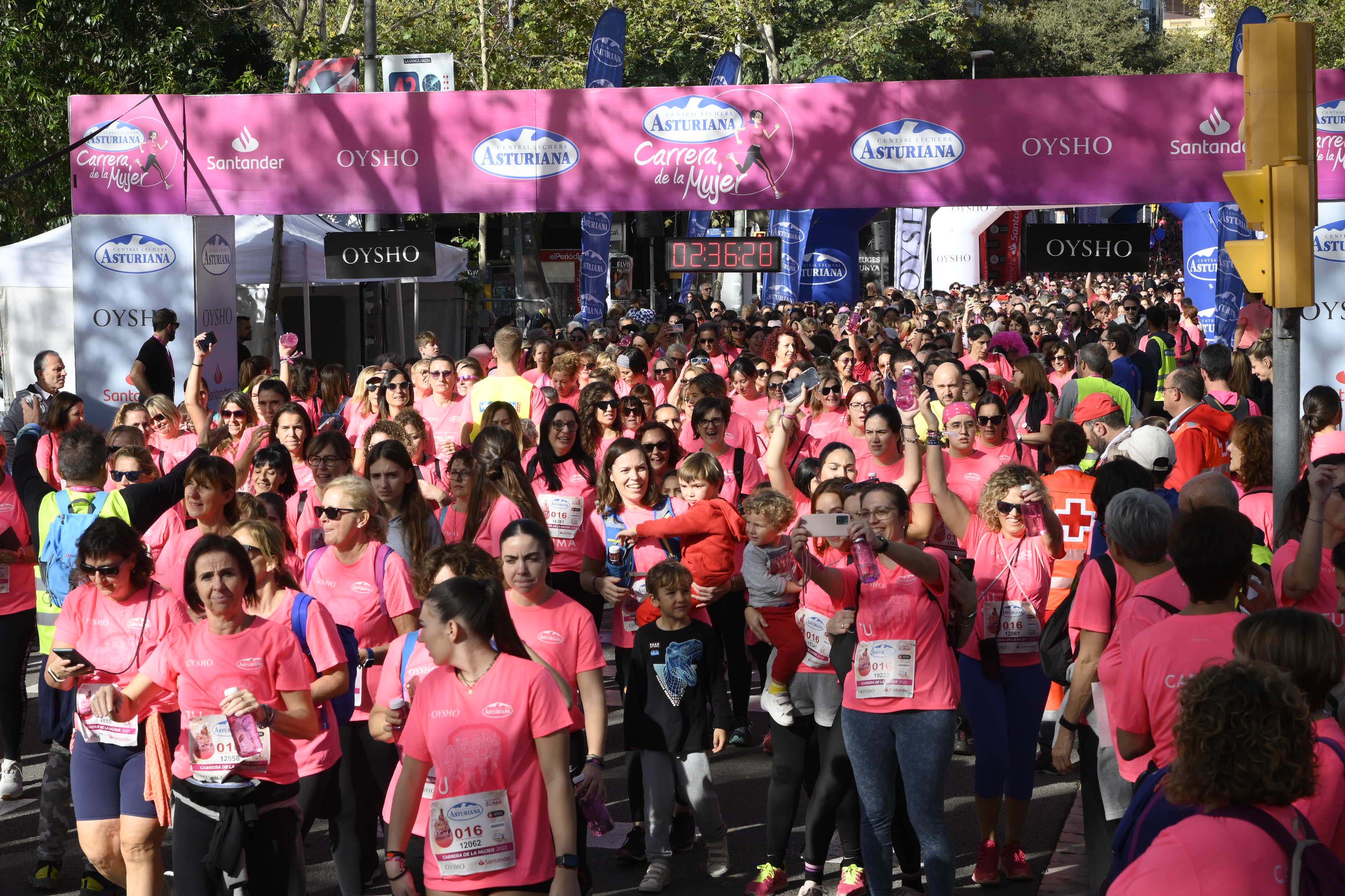 Las mejores fotos de la Carrera de la Mujer de Barcelona 2023. 7617