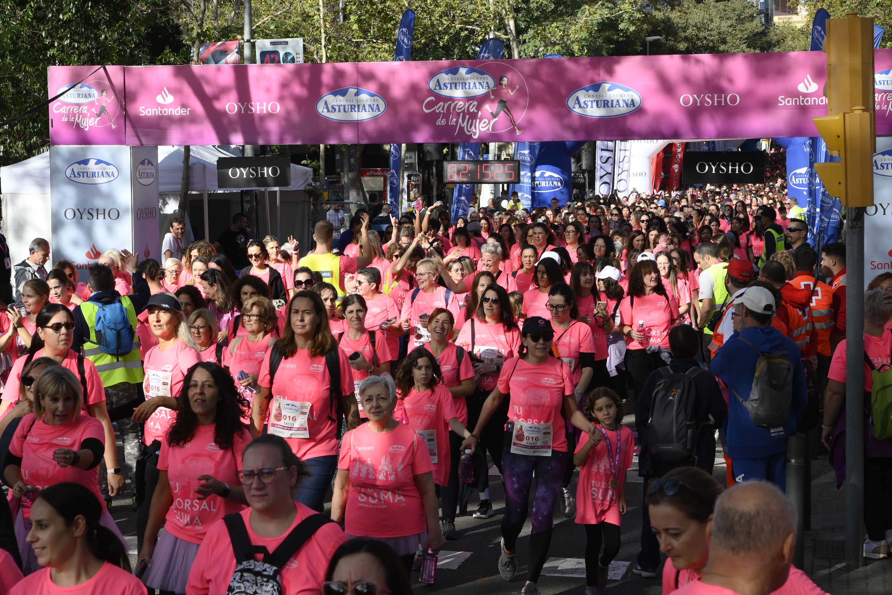 Las mejores fotos de la Carrera de la Mujer de Barcelona 2023. 7002