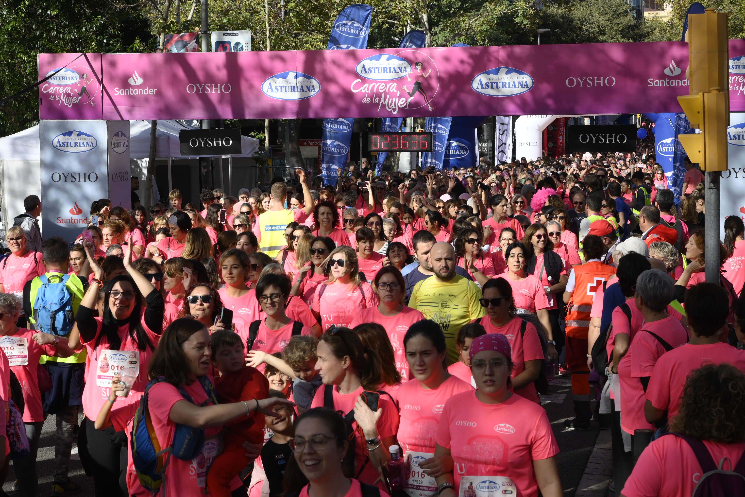 Las mejores fotos de la Carrera de la Mujer de Barcelona 2023. 7621