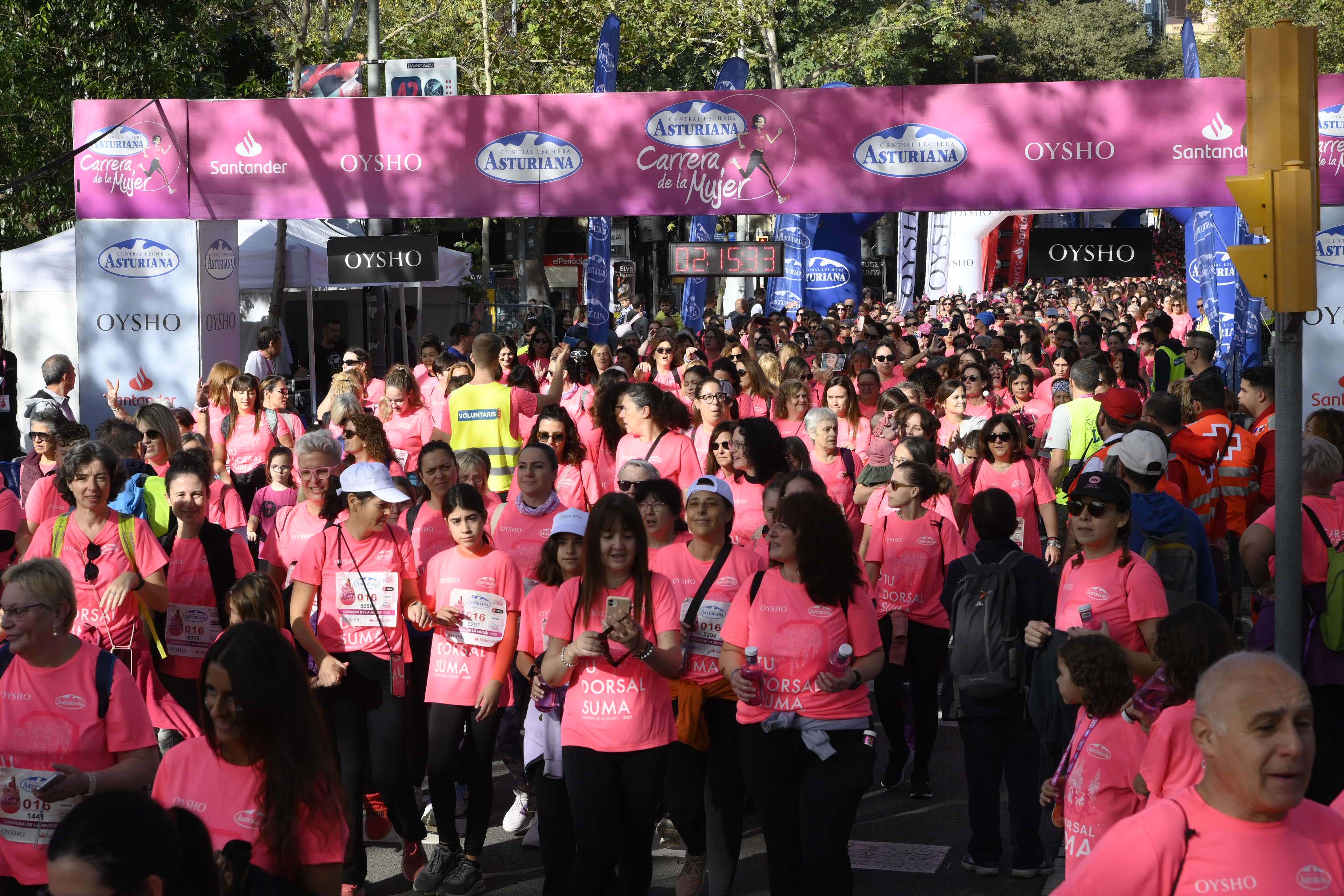 Las mejores fotos de la Carrera de la Mujer de Barcelona 2023. 7006