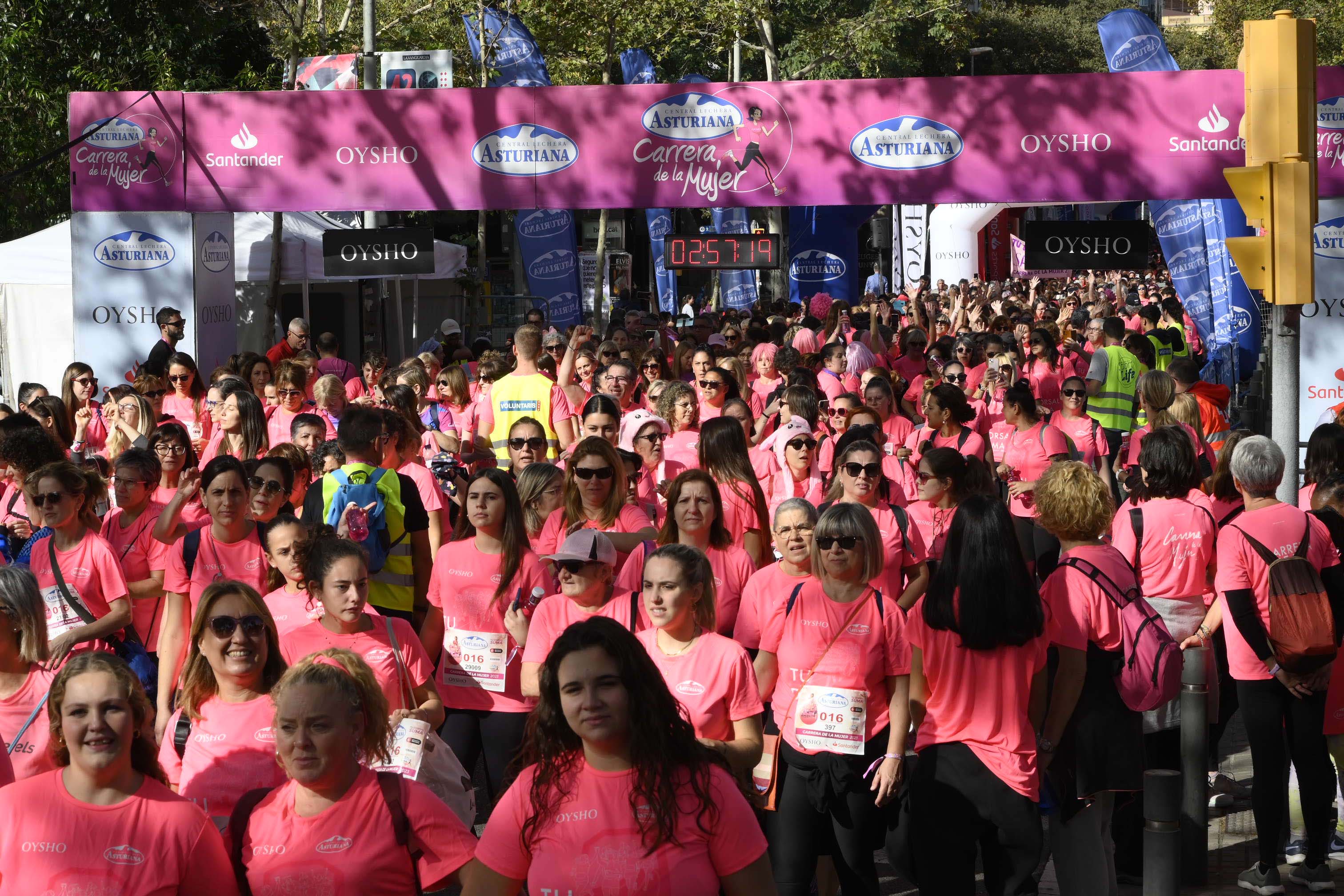 Las mejores fotos de la Carrera de la Mujer de Barcelona 2023. 8221