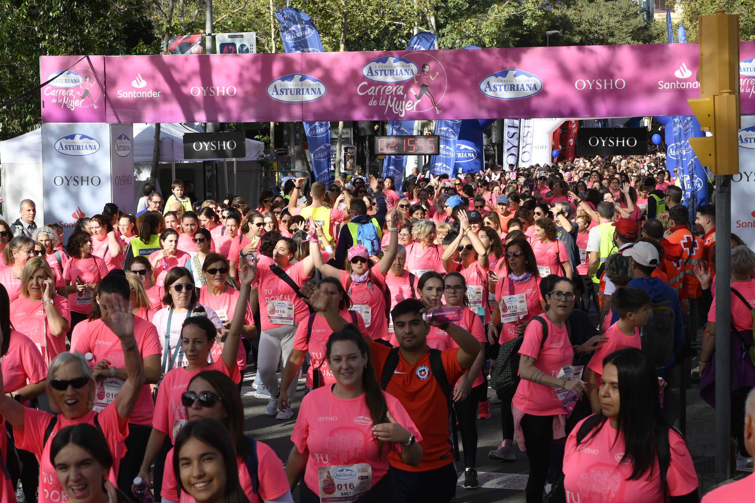 Las mejores fotos de la Carrera de la Mujer de Barcelona 2023. 7017