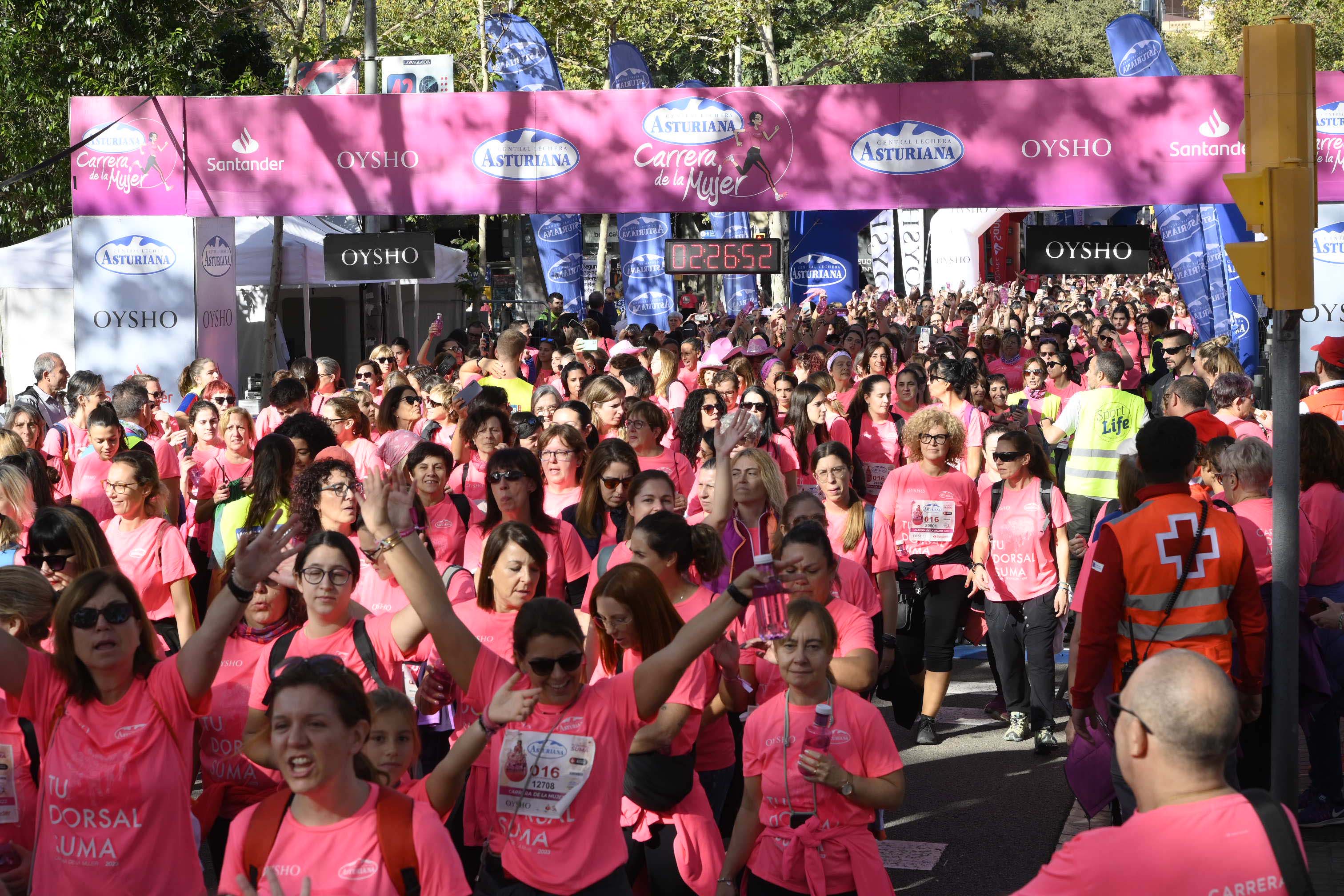 Las mejores fotos de la Carrera de la Mujer de Barcelona 2023. 7329