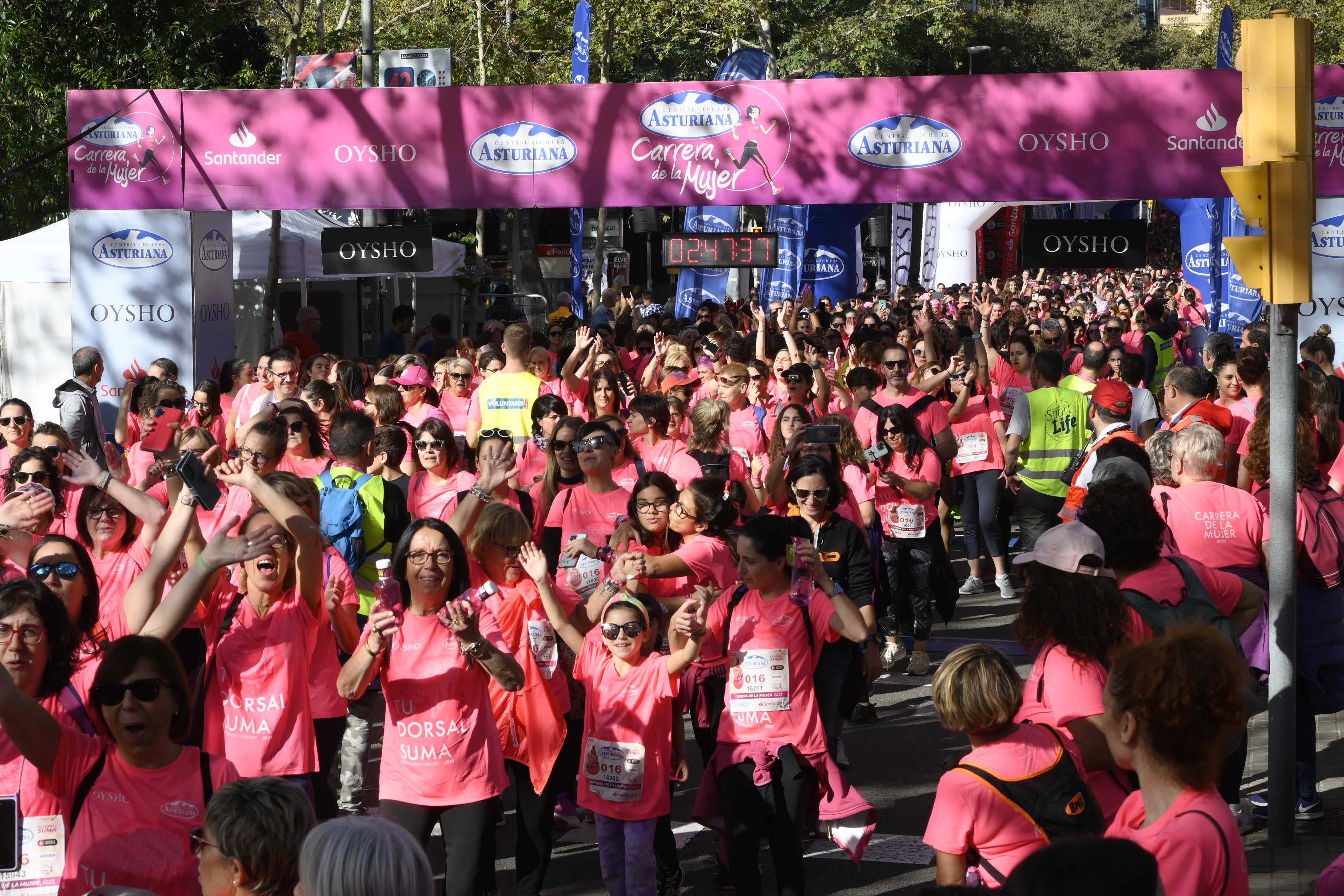Las mejores fotos de la Carrera de la Mujer de Barcelona 2023. 7930