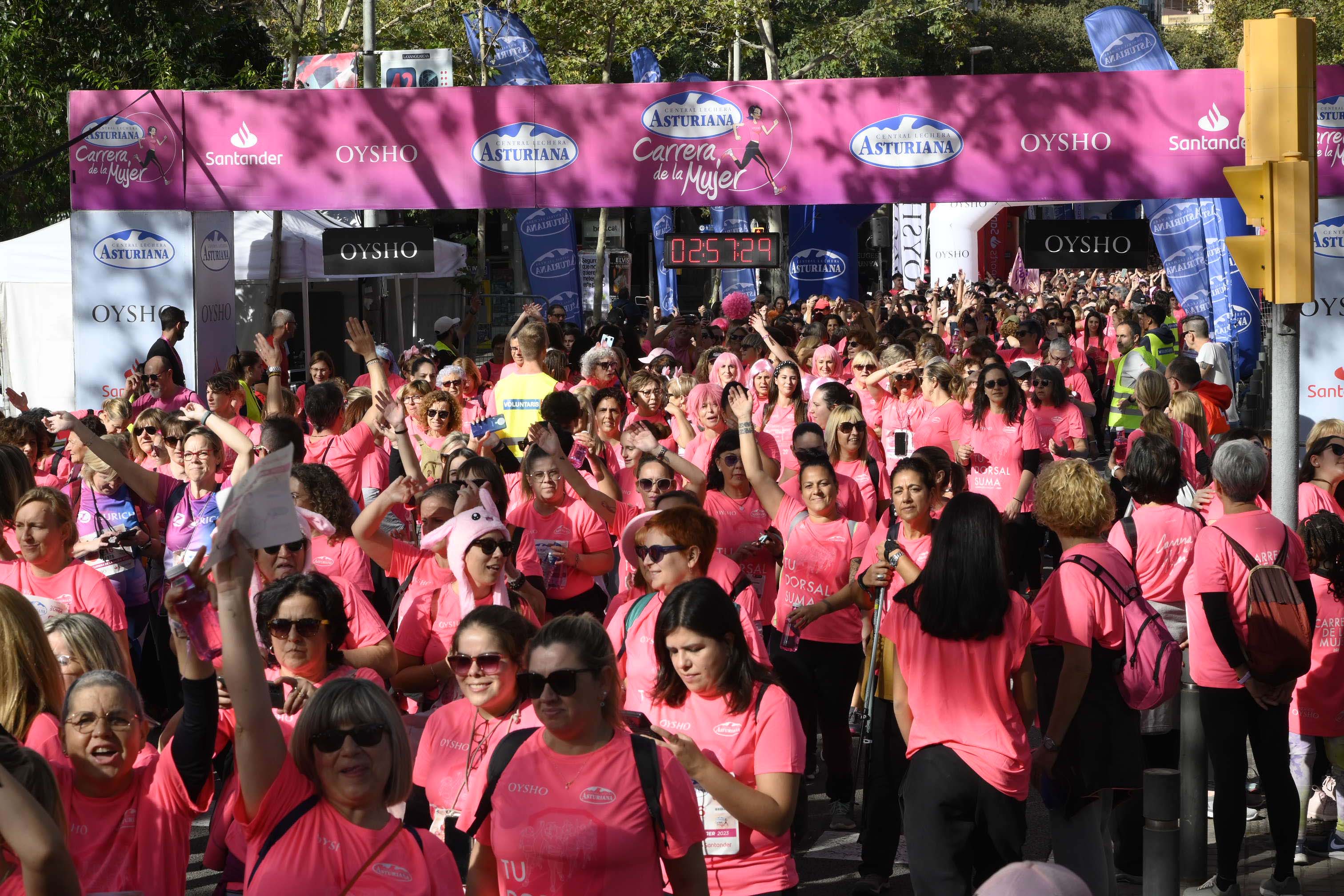 Las mejores fotos de la Carrera de la Mujer de Barcelona 2023. 8226