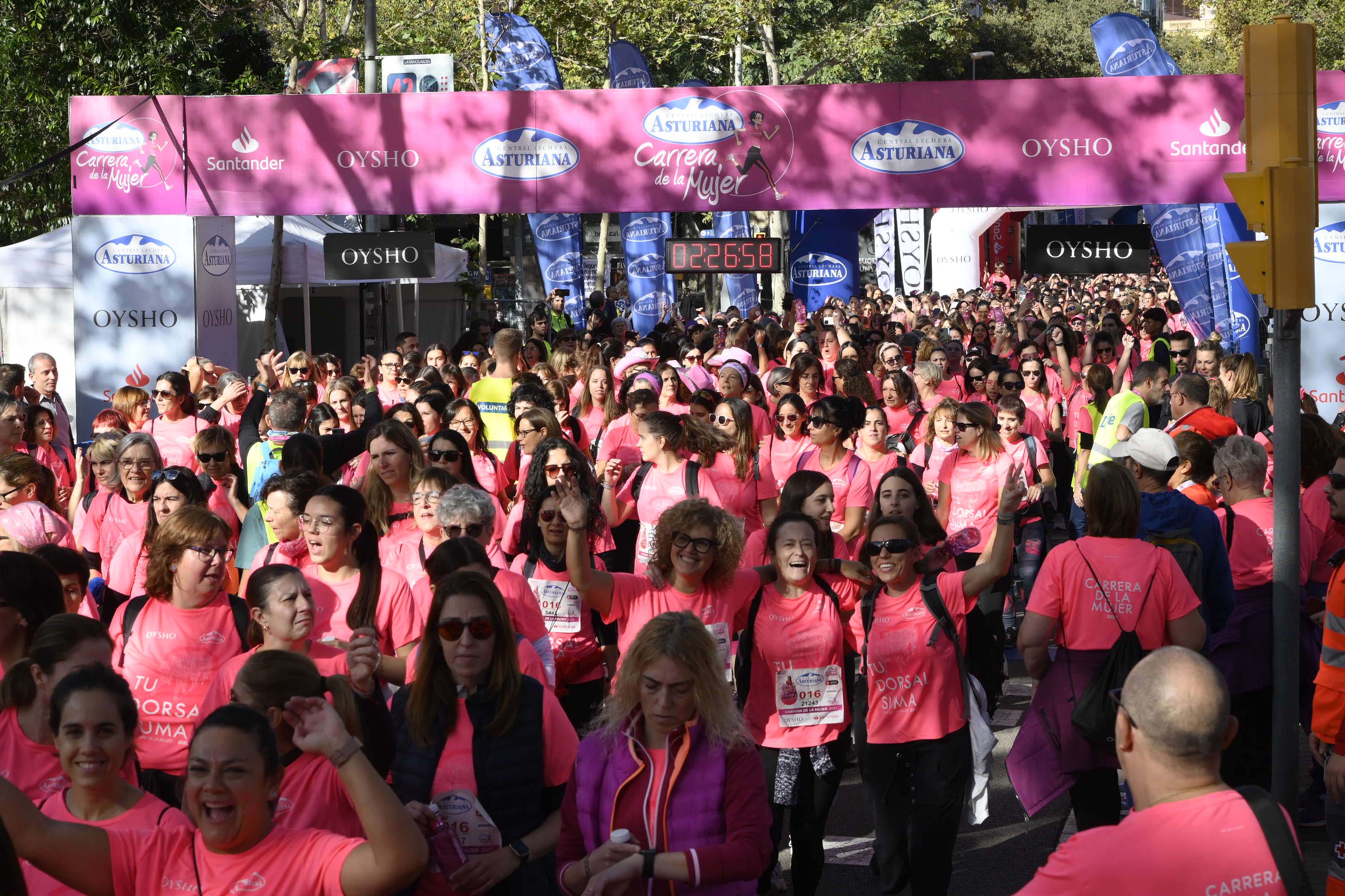 Las mejores fotos de la Carrera de la Mujer de Barcelona 2023. 7332