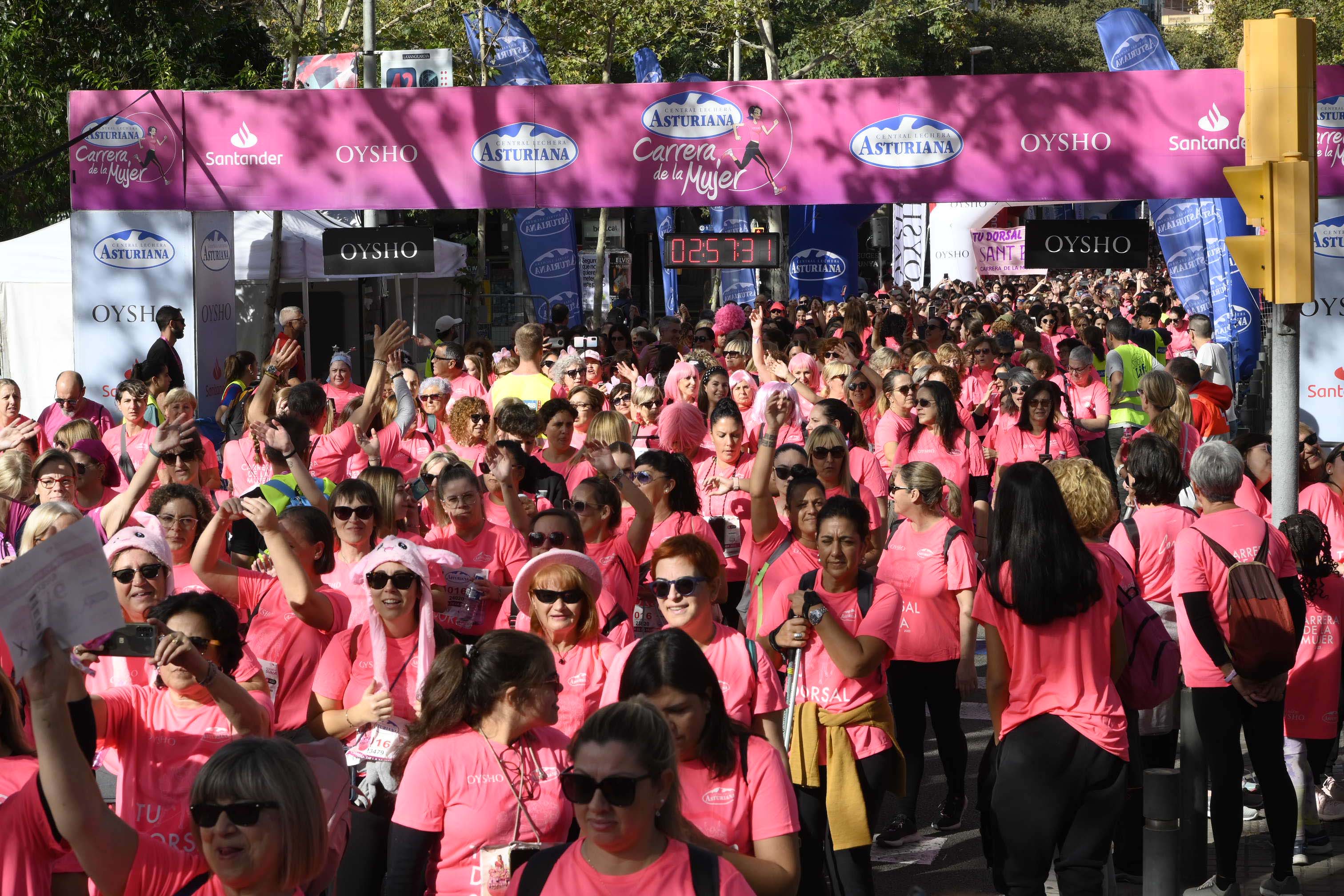 Las mejores fotos de la Carrera de la Mujer de Barcelona 2023. 8227