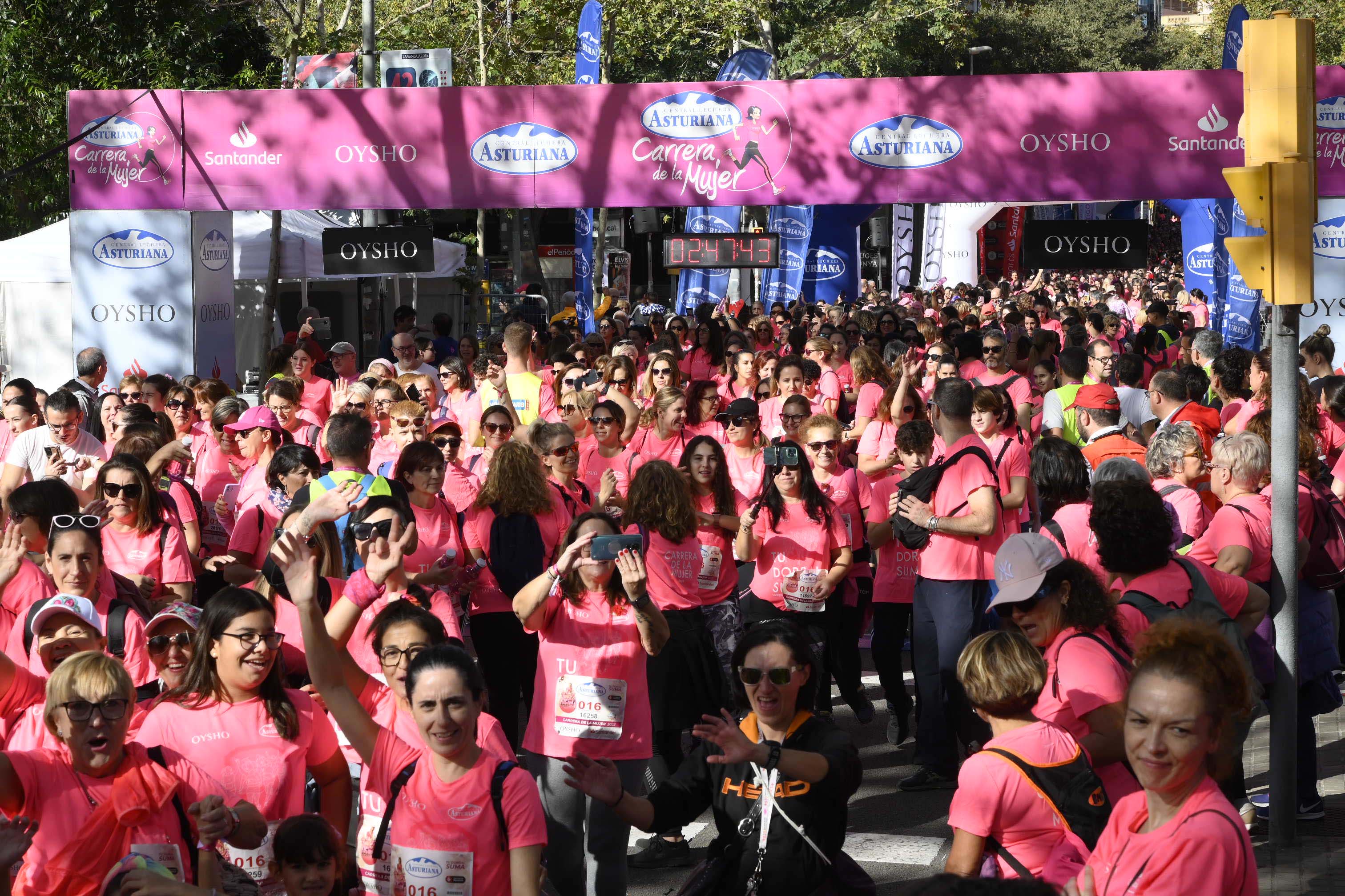 Las mejores fotos de la Carrera de la Mujer de Barcelona 2023. 7933