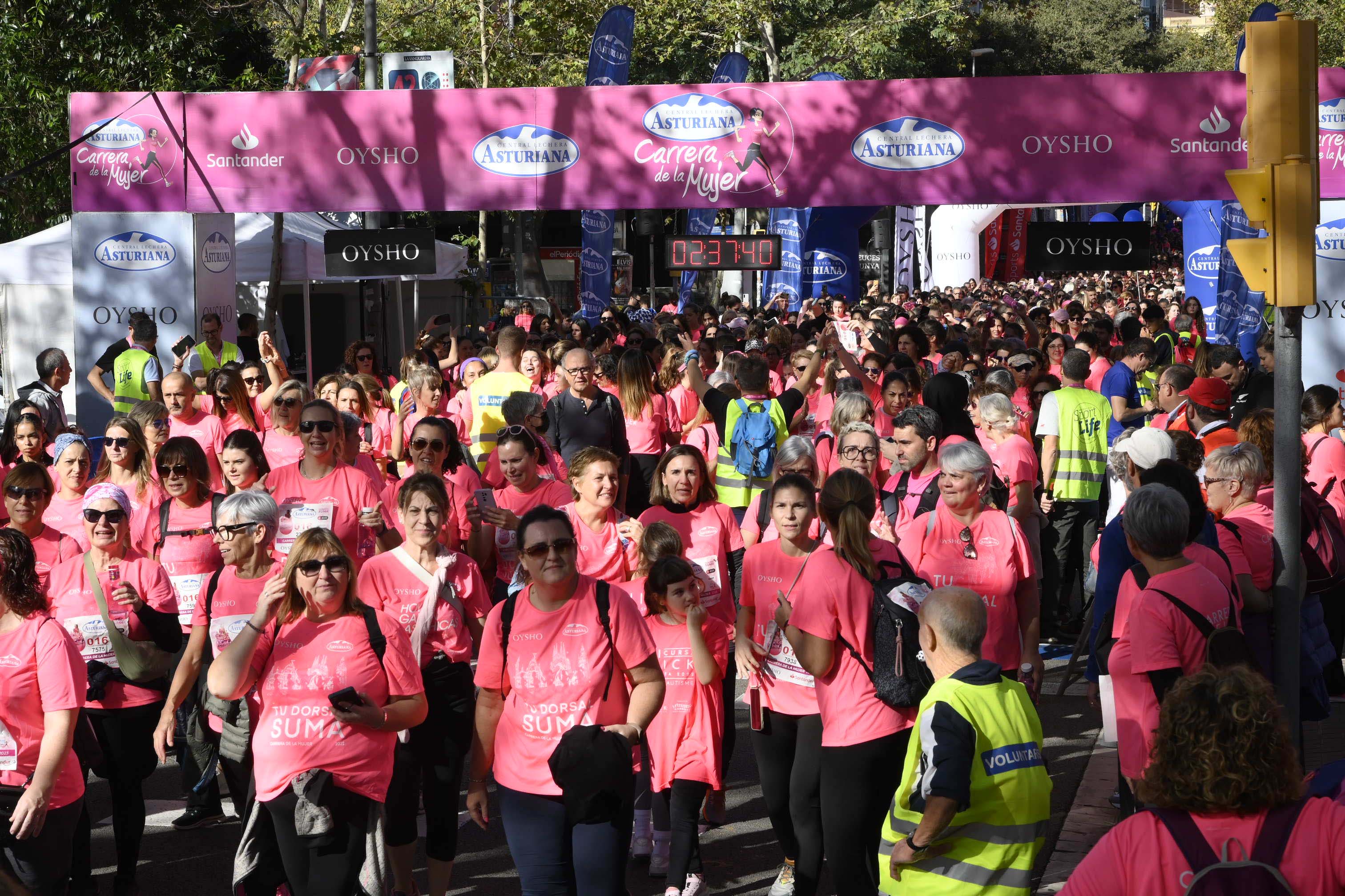 Las mejores fotos de la Carrera de la Mujer de Barcelona 2023. 7649