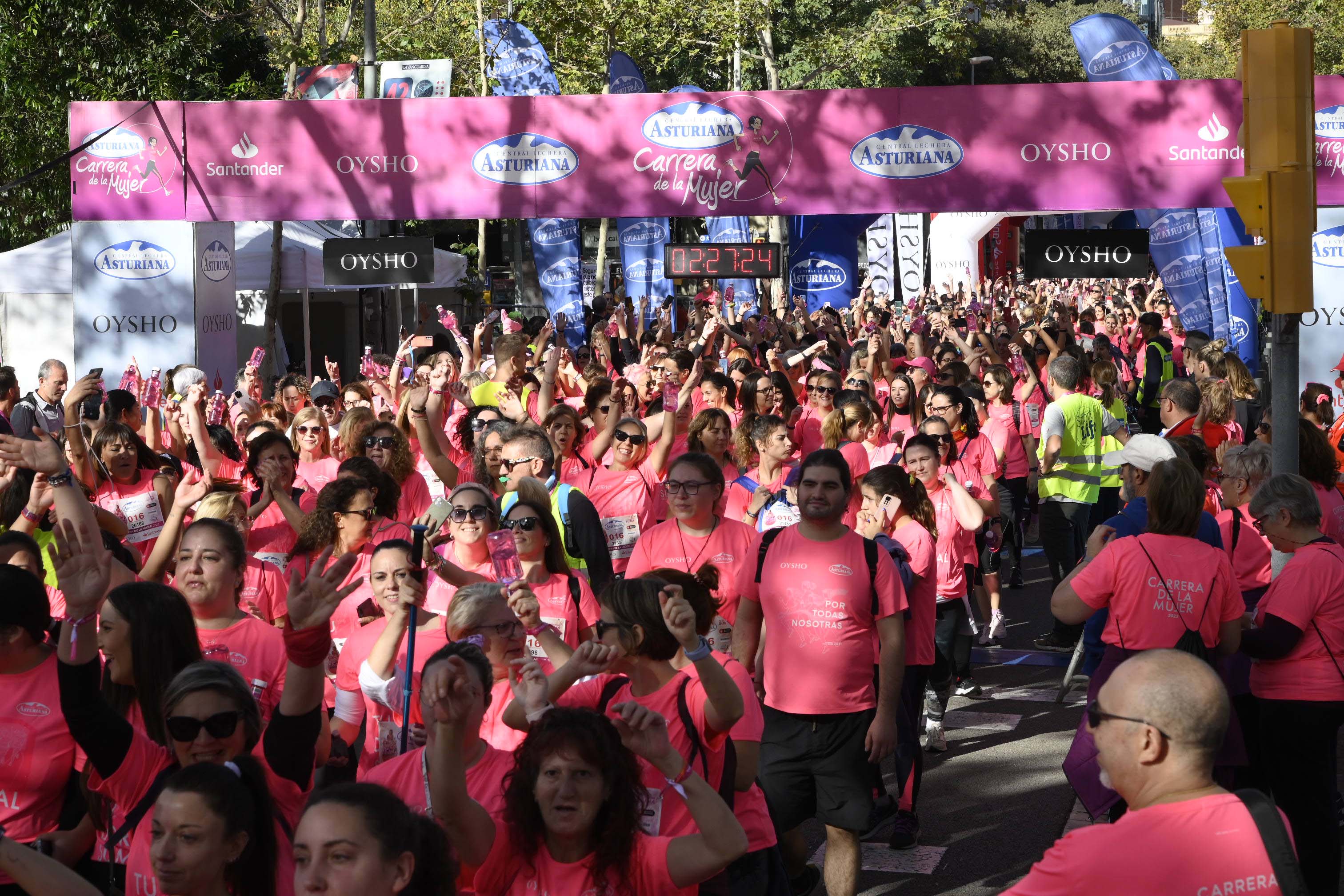 Las mejores fotos de la Carrera de la Mujer de Barcelona 2023. 7345