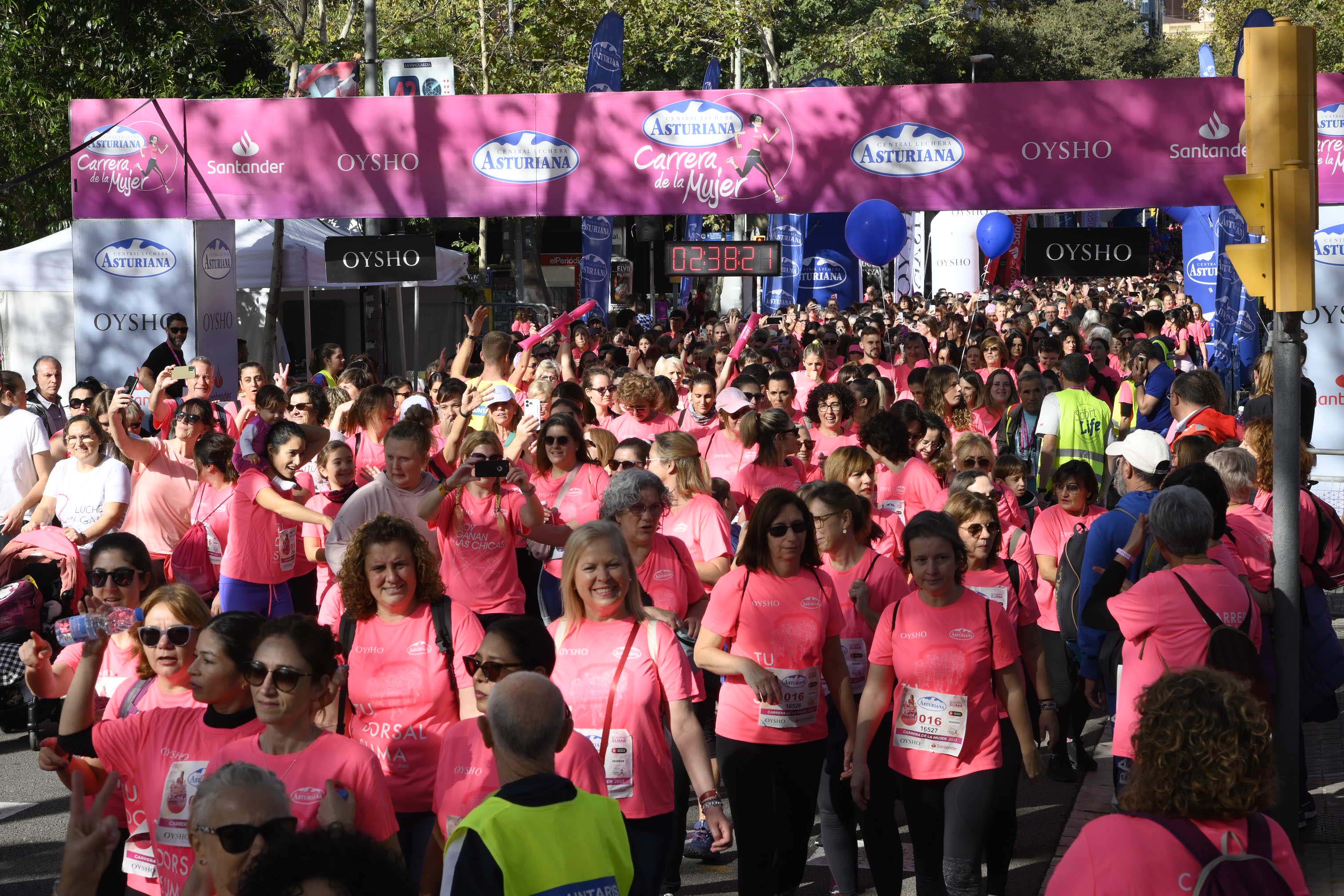 Las mejores fotos de la Carrera de la Mujer de Barcelona 2023. 7656
