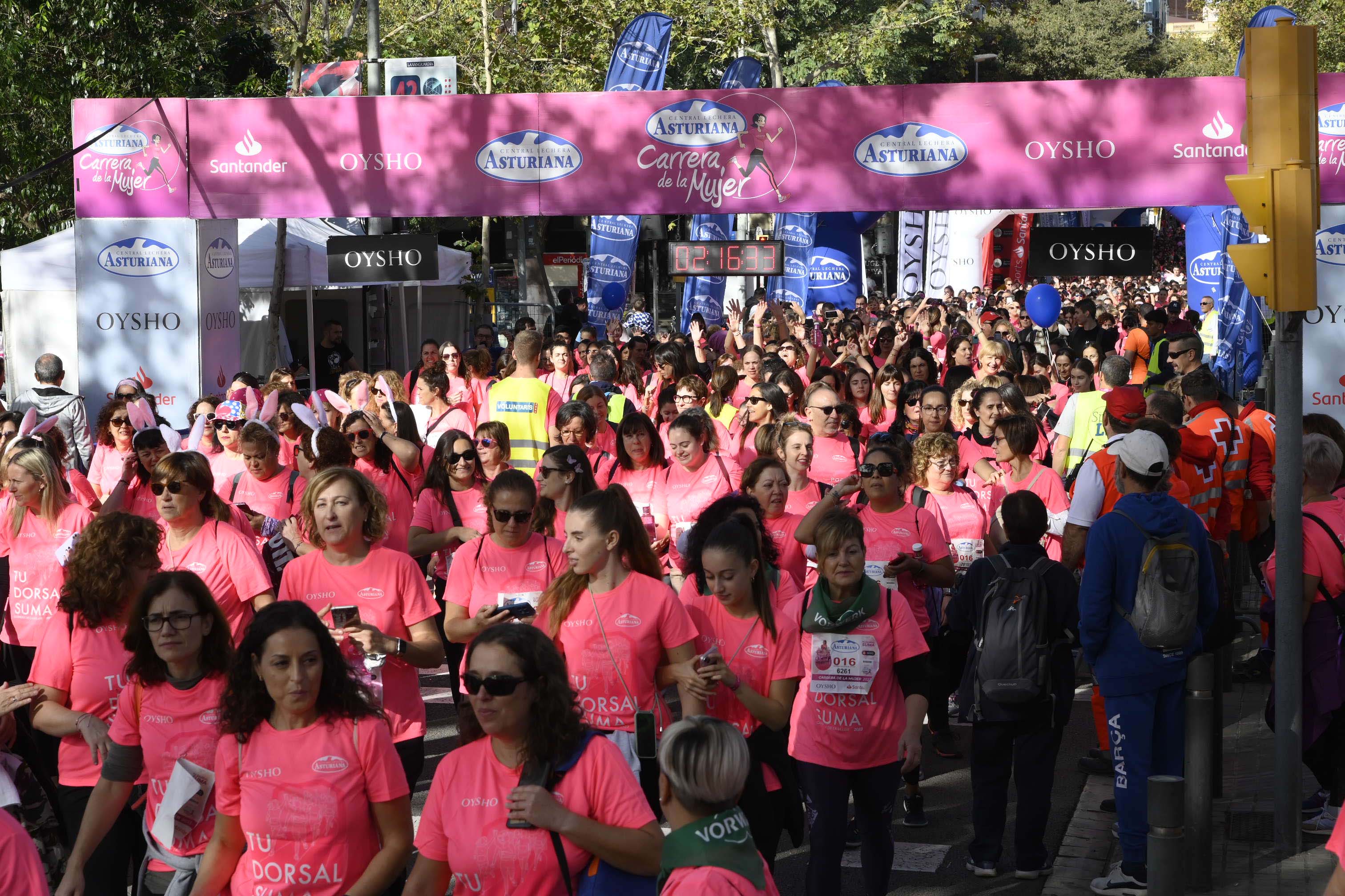 Las mejores fotos de la Carrera de la Mujer de Barcelona 2023. 7036