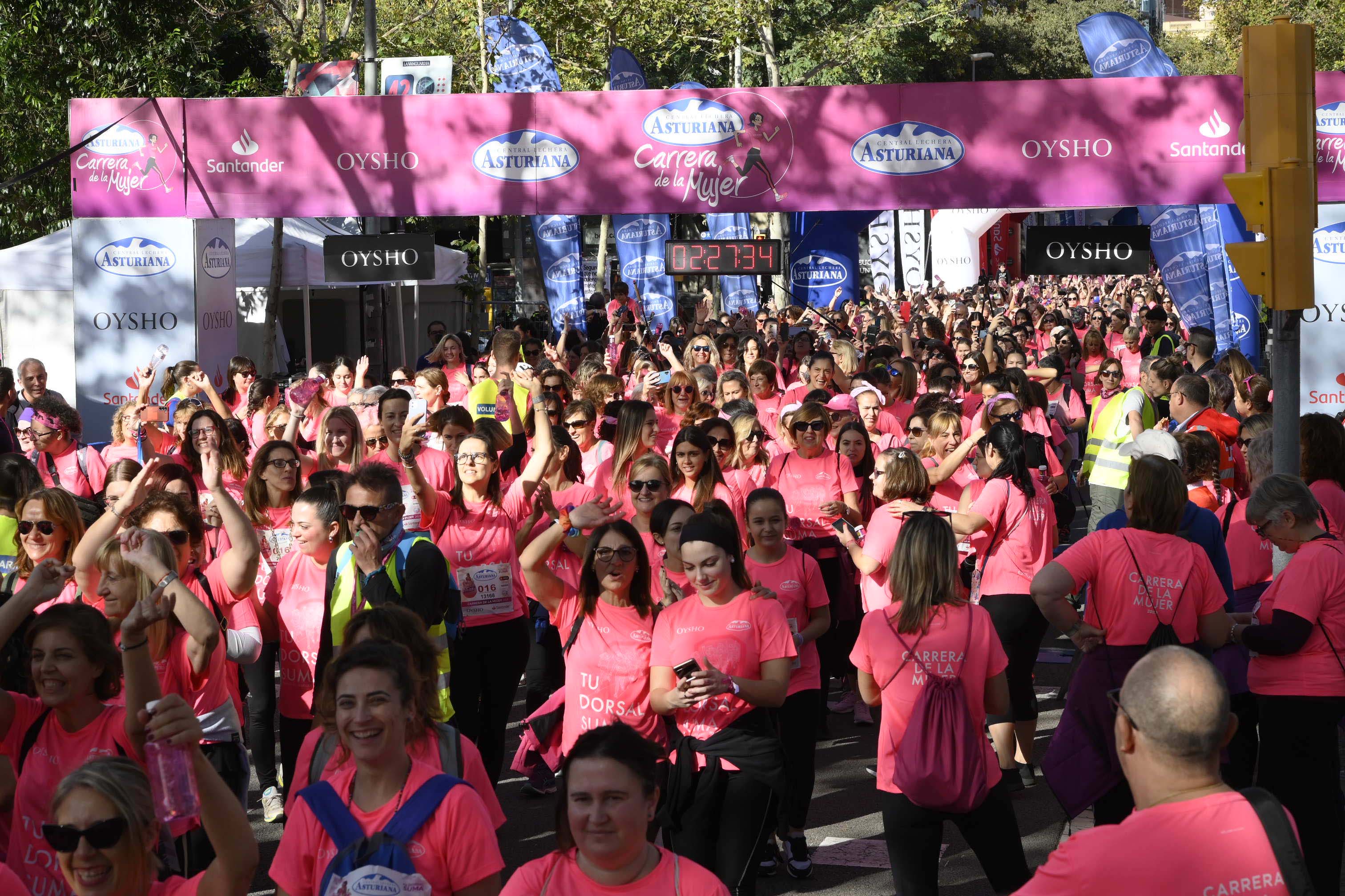 Las mejores fotos de la Carrera de la Mujer de Barcelona 2023. 7350