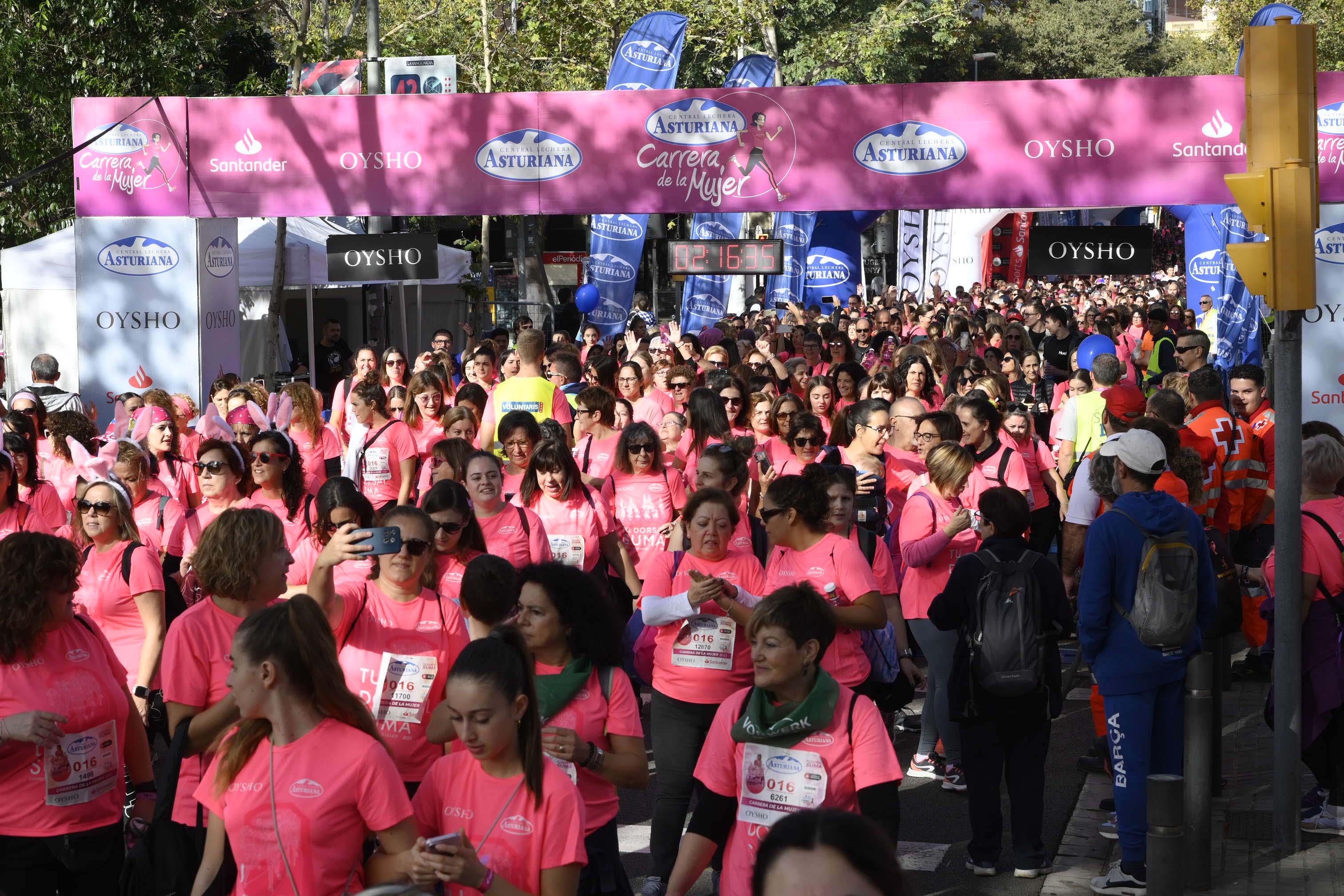 Las mejores fotos de la Carrera de la Mujer de Barcelona 2023. 7037