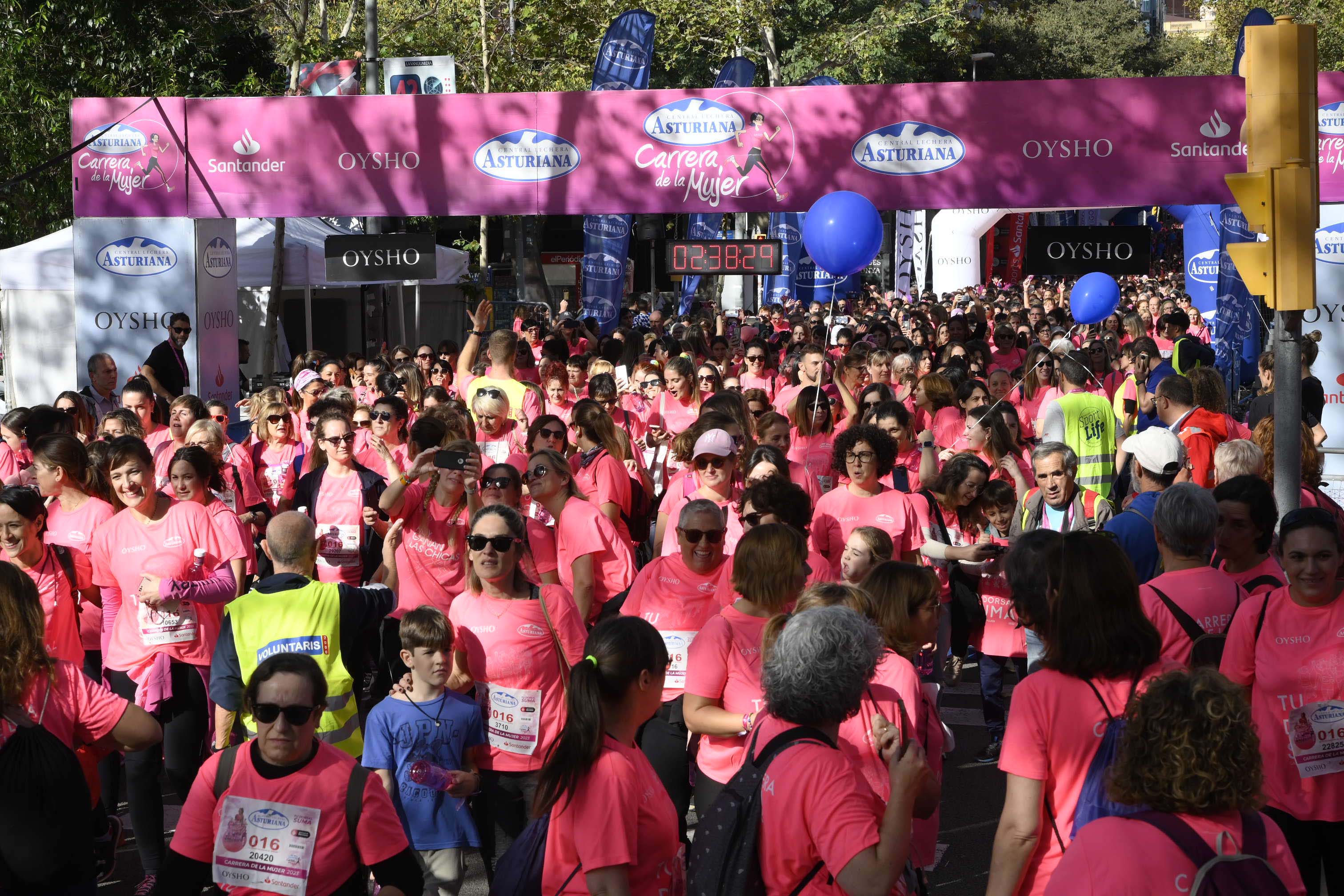 Las mejores fotos de la Carrera de la Mujer de Barcelona 2023. 7660