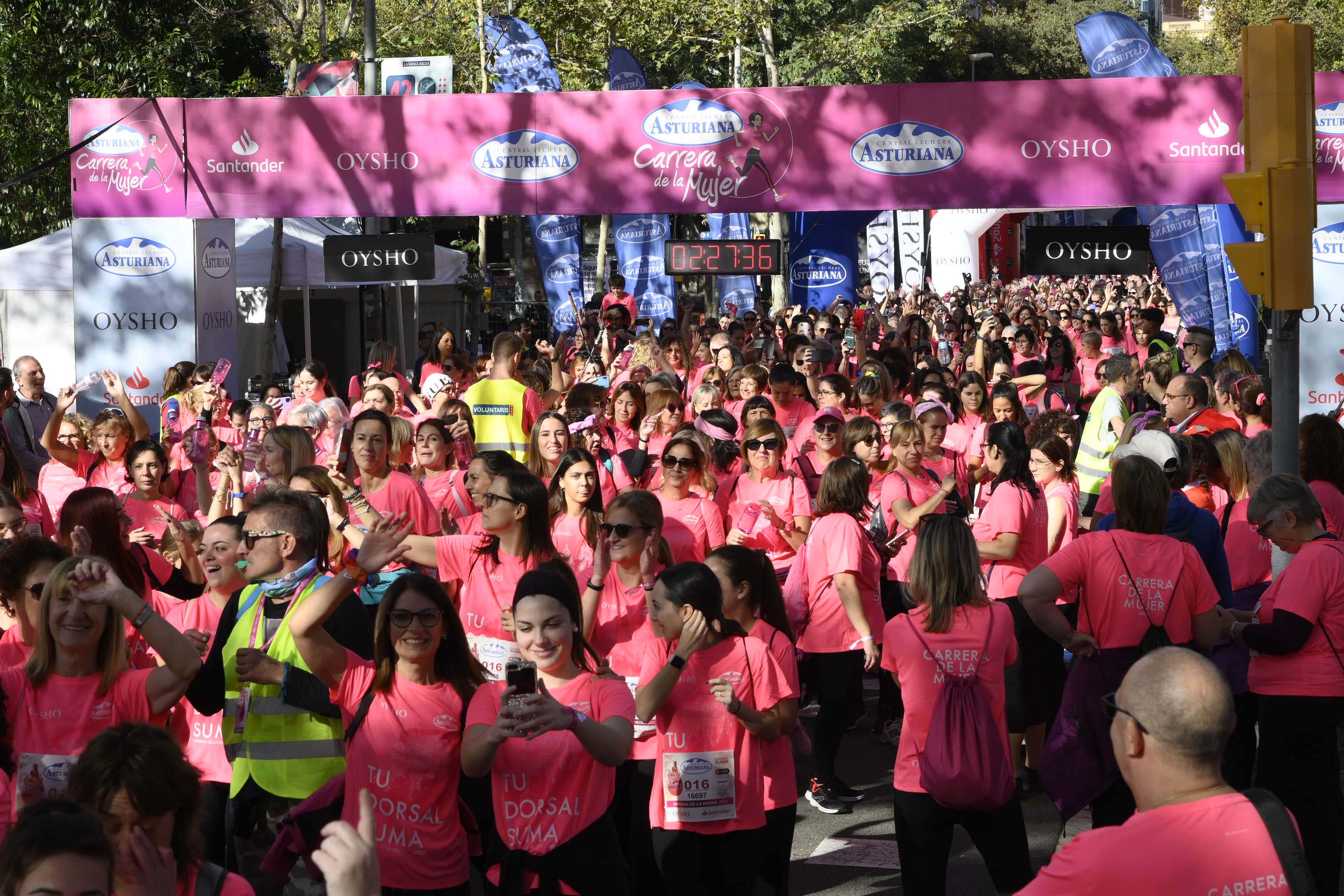 Las mejores fotos de la Carrera de la Mujer de Barcelona 2023. 7351