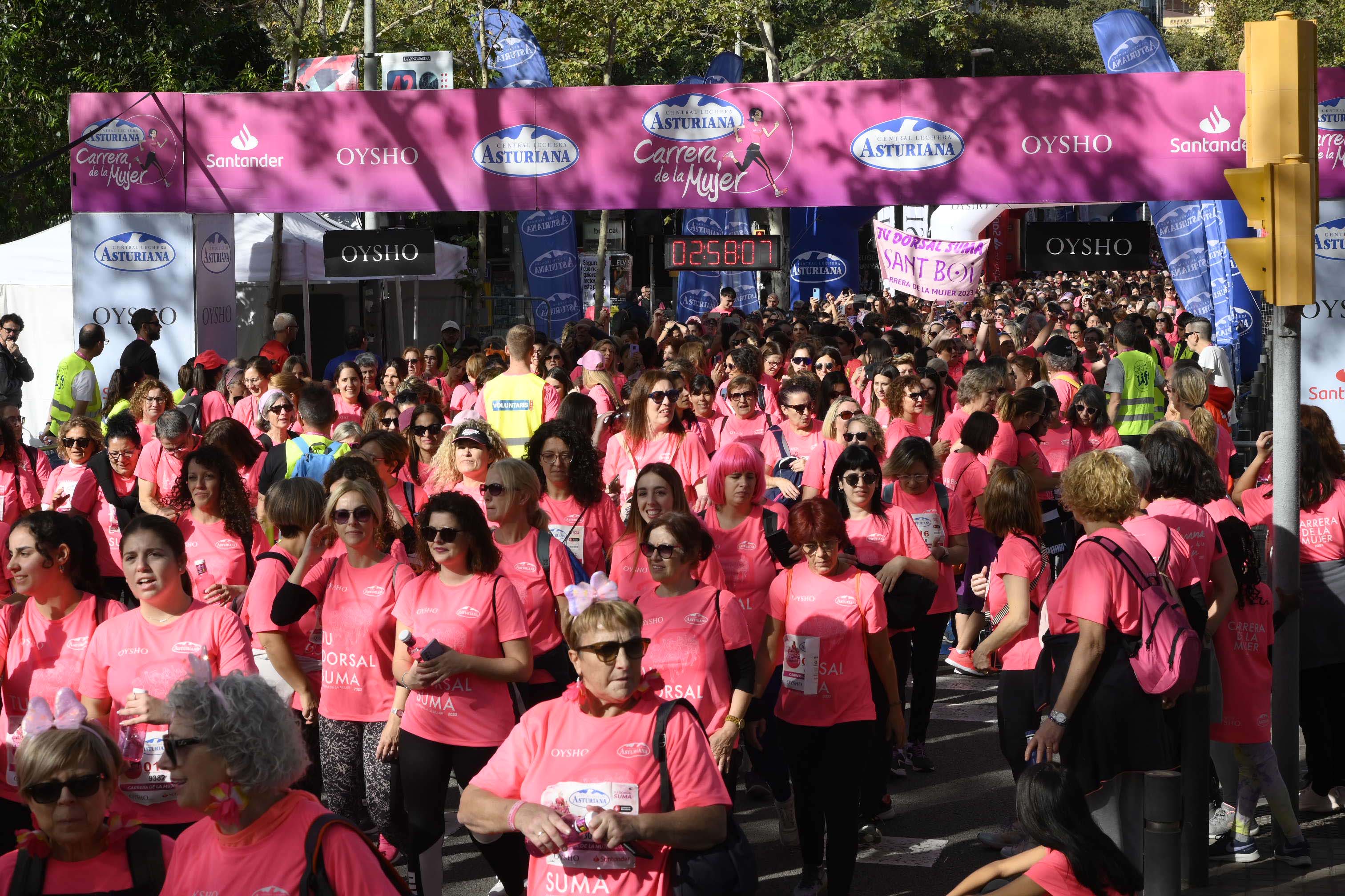 Las mejores fotos de la Carrera de la Mujer de Barcelona 2023. 8245