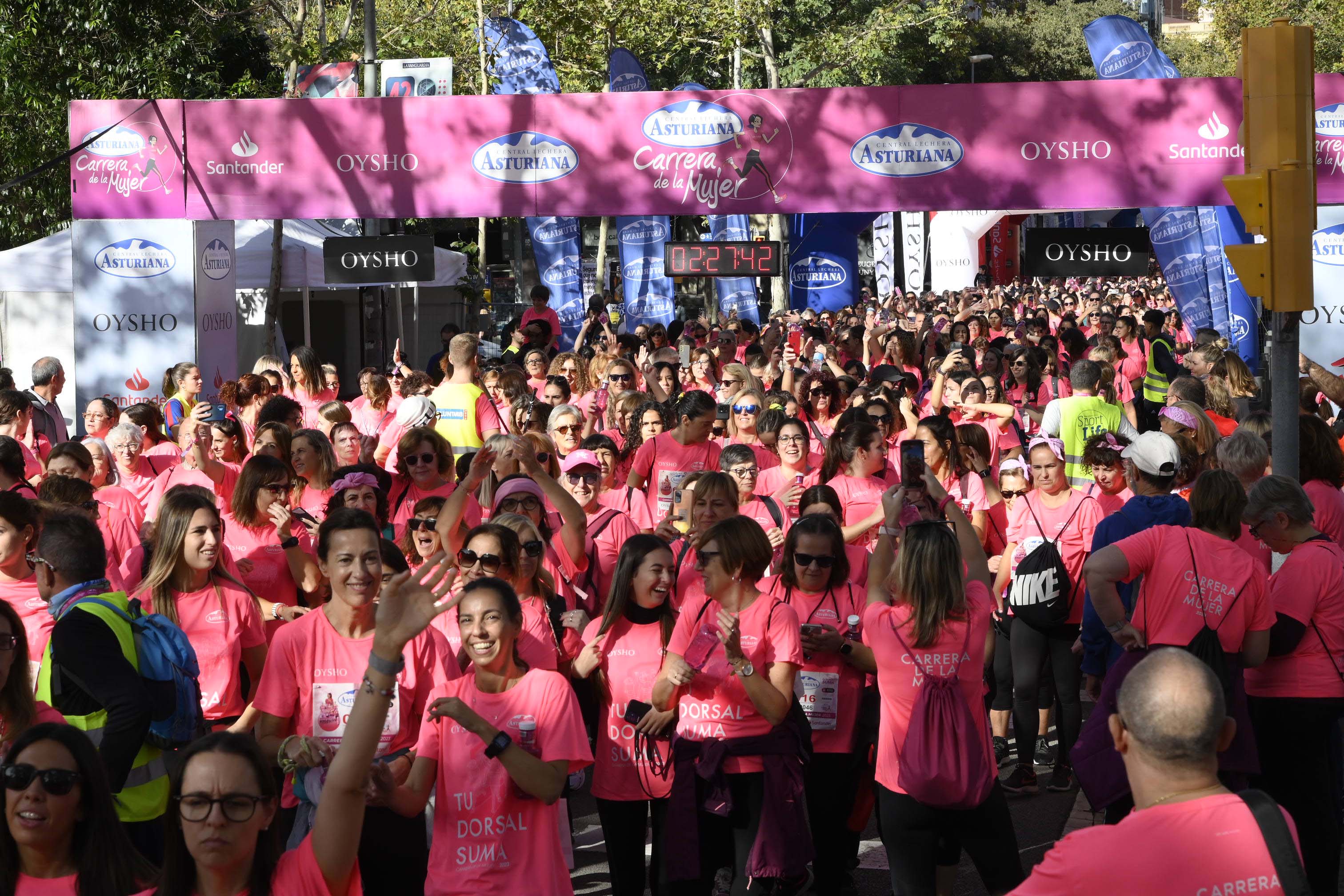 Las mejores fotos de la Carrera de la Mujer de Barcelona 2023. 7354
