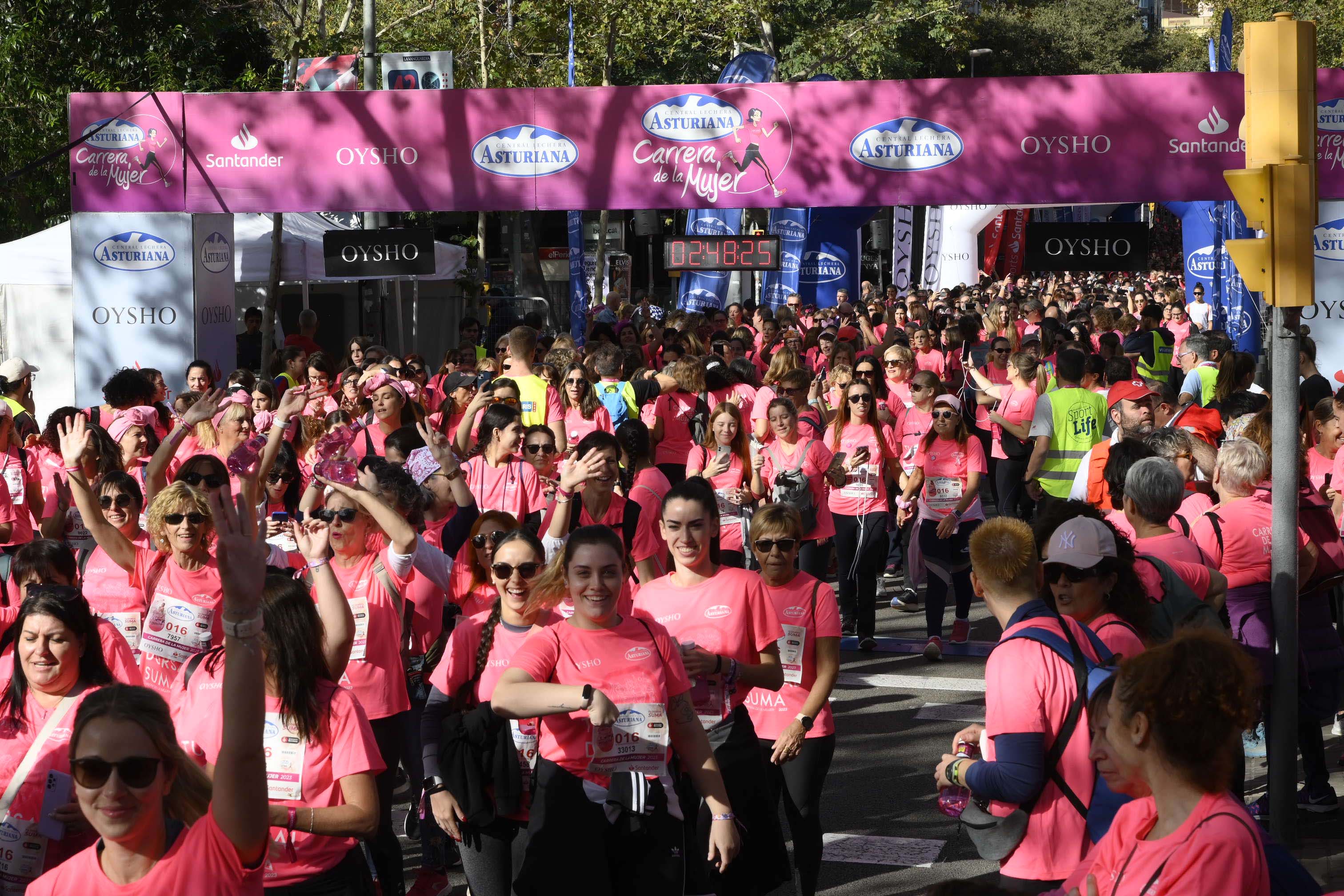 Las mejores fotos de la Carrera de la Mujer de Barcelona 2023. 7954