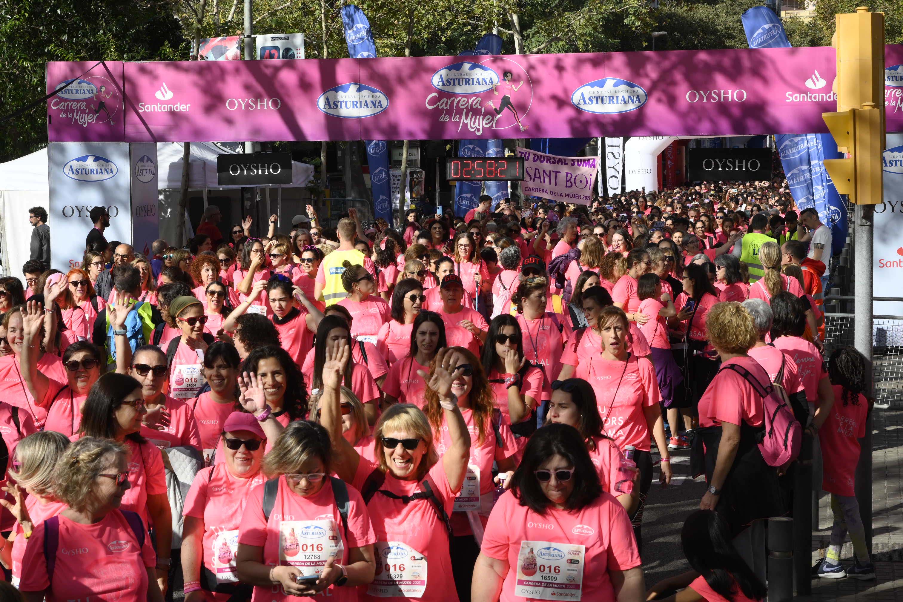 Las mejores fotos de la Carrera de la Mujer de Barcelona 2023. 8252