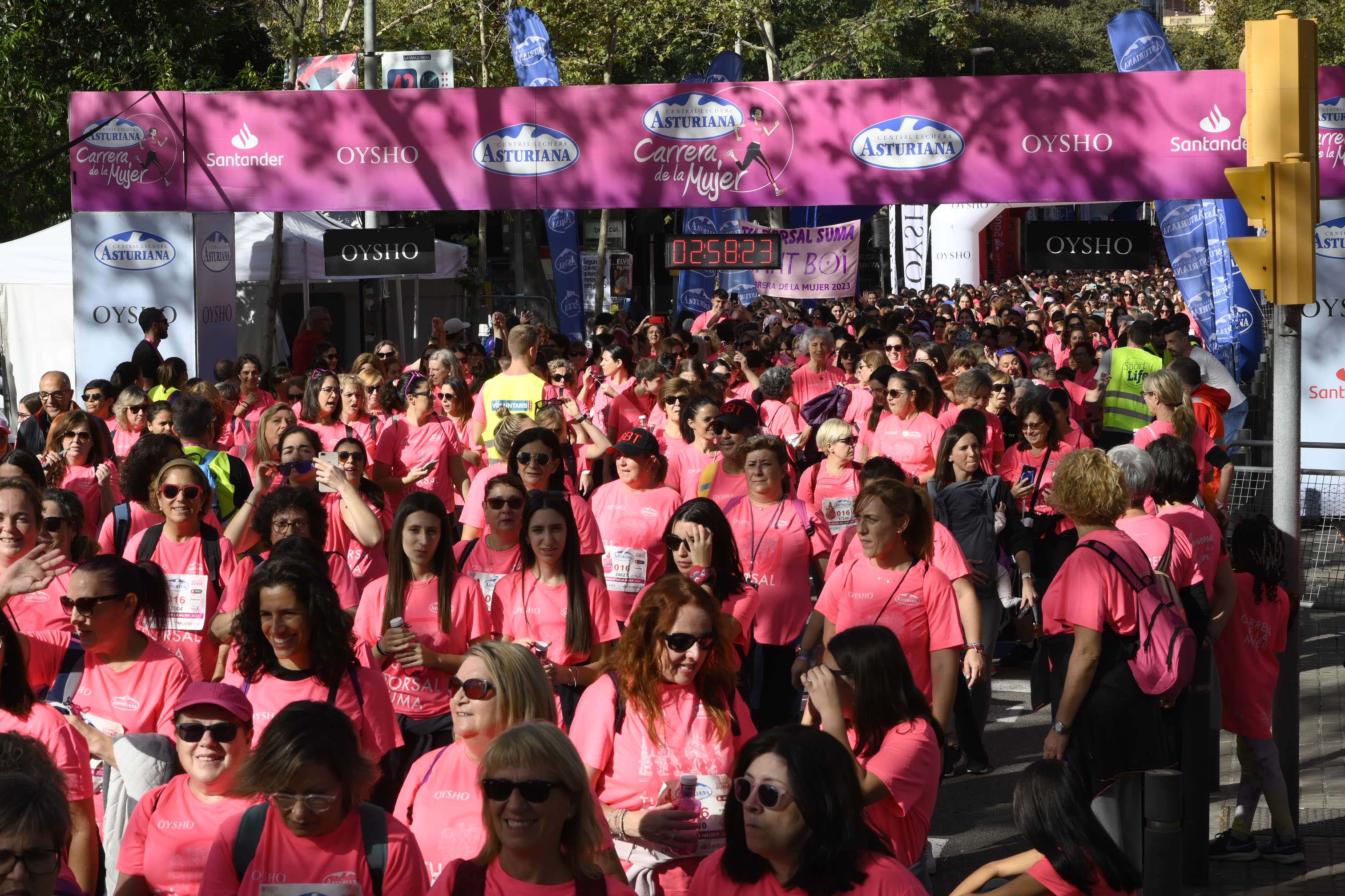 Las mejores fotos de la Carrera de la Mujer de Barcelona 2023. 8253