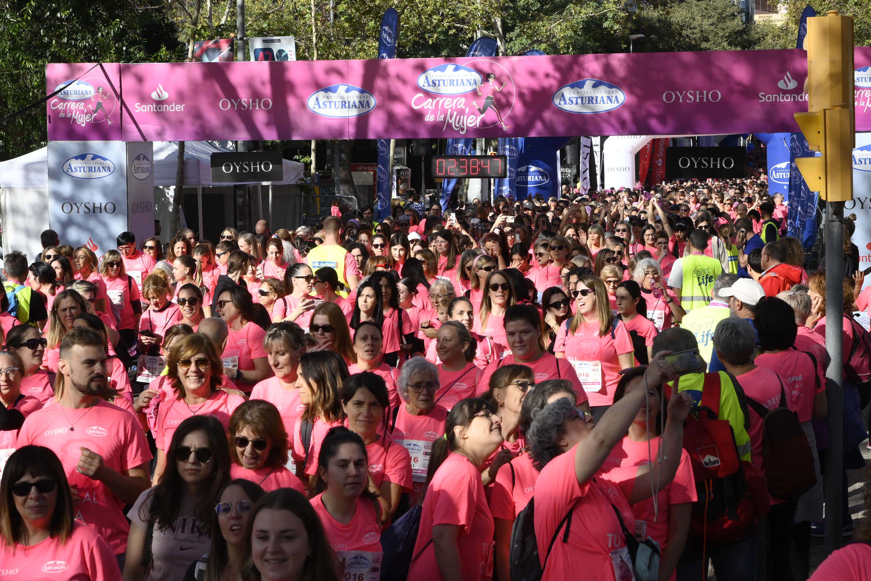 Las mejores fotos de la Carrera de la Mujer de Barcelona 2023. 7669