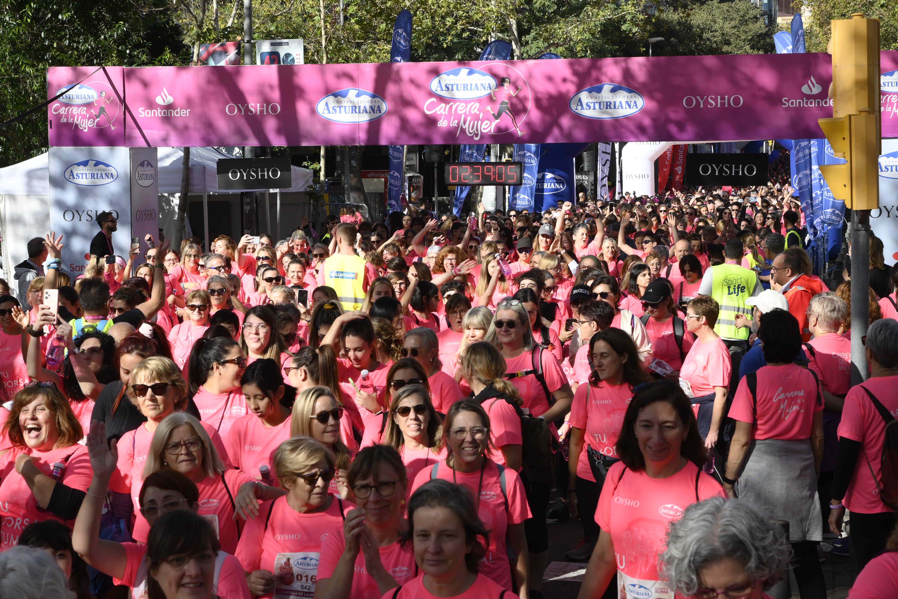 Las mejores fotos de la Carrera de la Mujer de Barcelona 2023. 7678