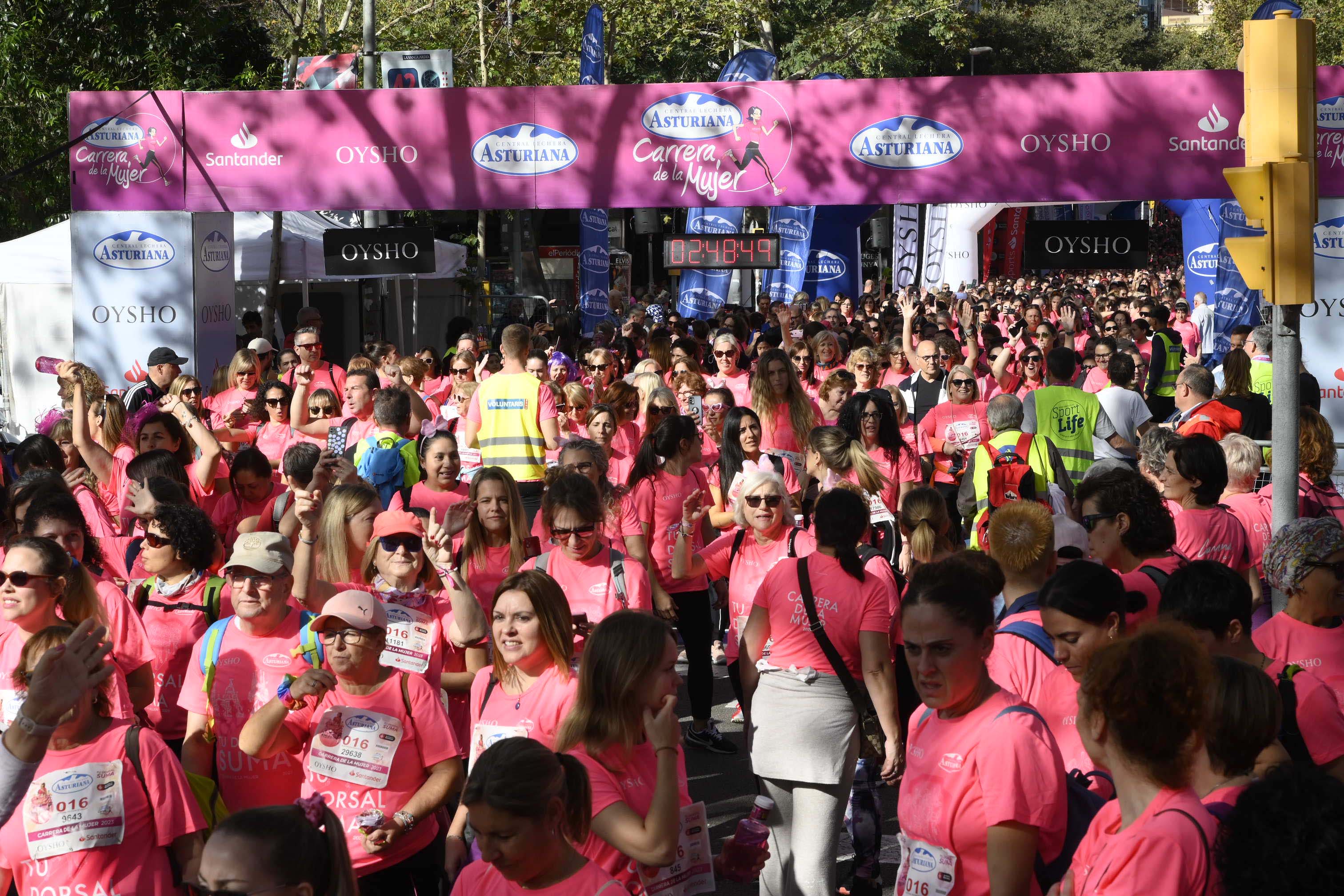 Las mejores fotos de la Carrera de la Mujer de Barcelona 2023. 7966