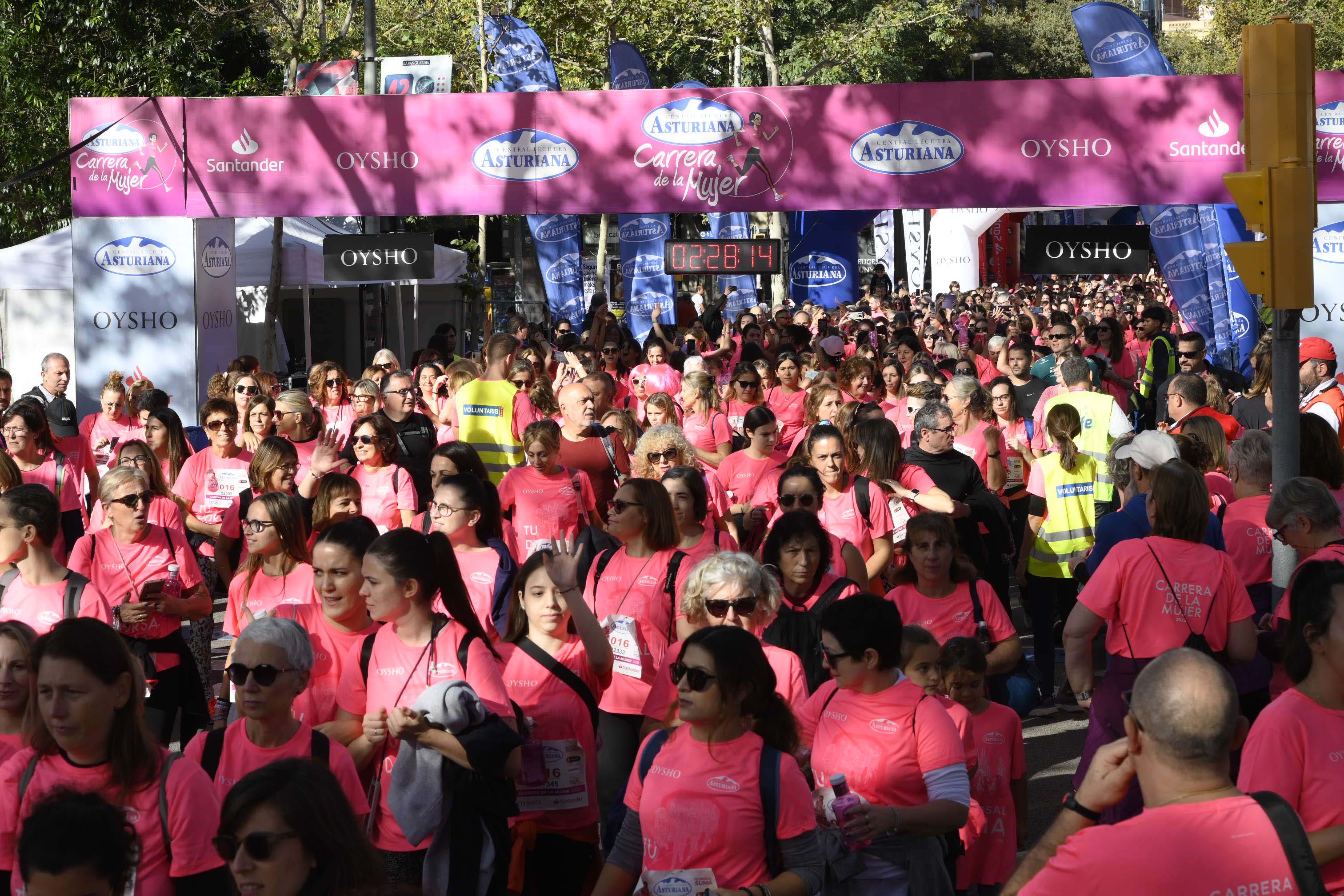 Las mejores fotos de la Carrera de la Mujer de Barcelona 2023. 7370
