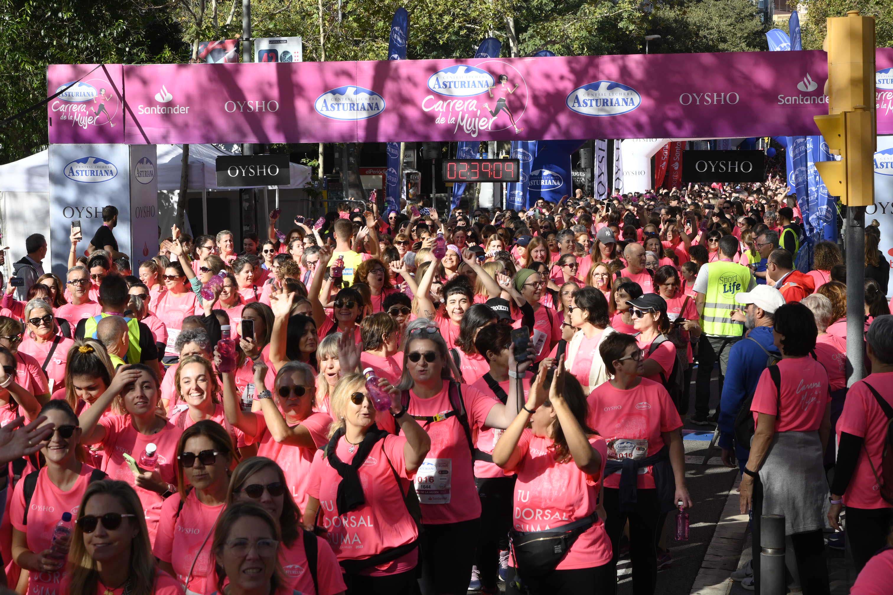Las mejores fotos de la Carrera de la Mujer de Barcelona 2023. 7680