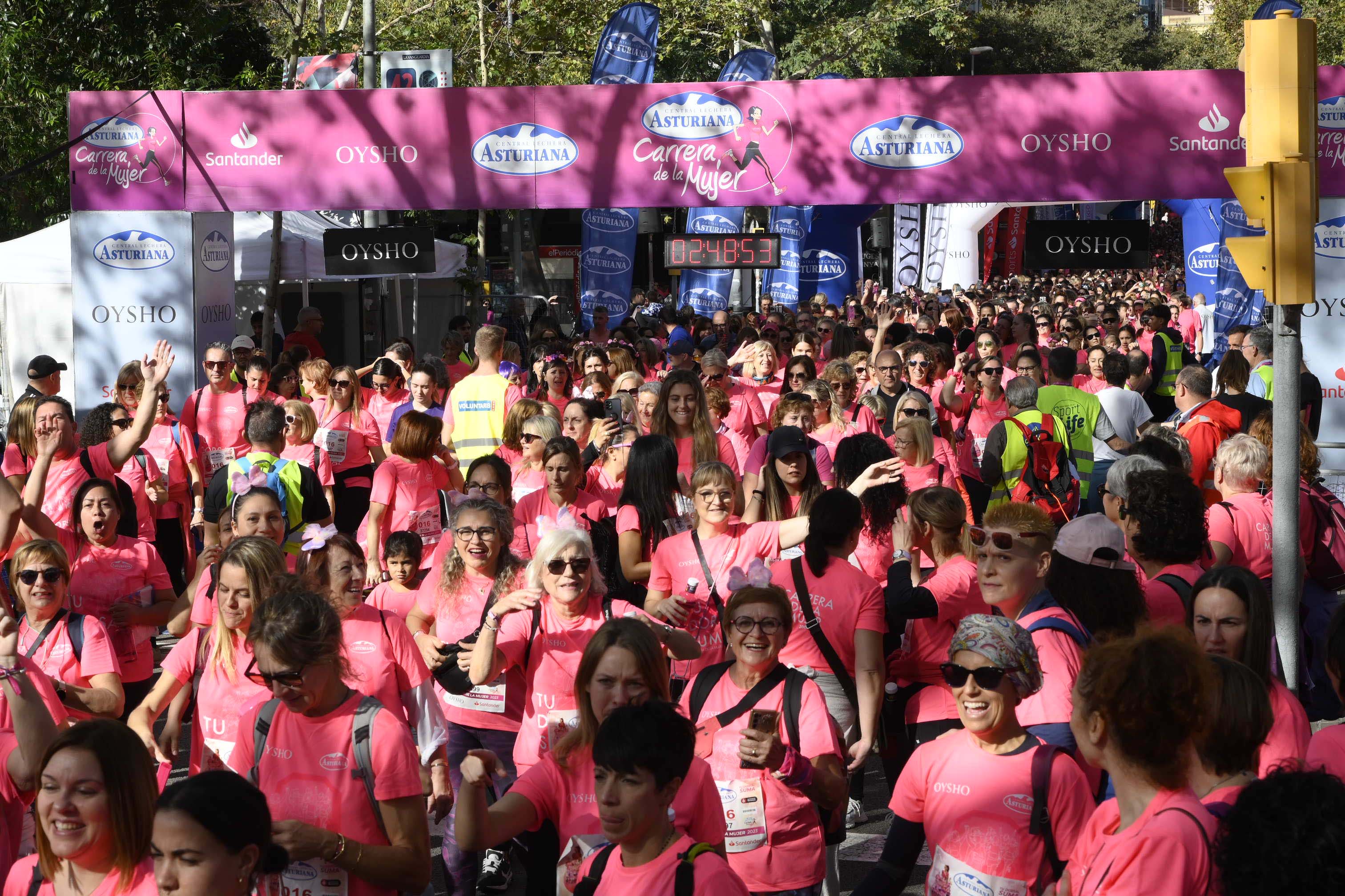 Las mejores fotos de la Carrera de la Mujer de Barcelona 2023. 7968