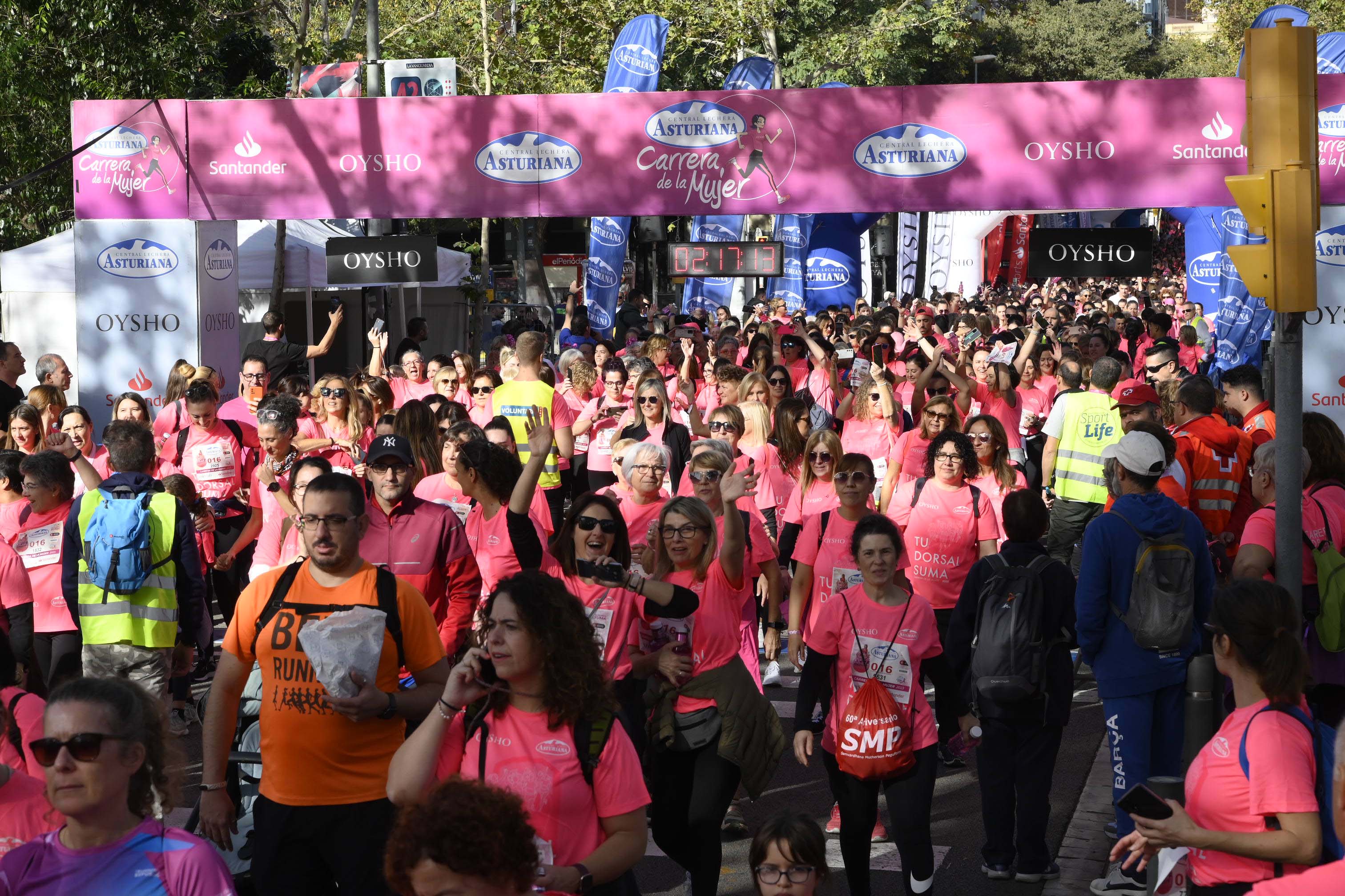 Las mejores fotos de la Carrera de la Mujer de Barcelona 2023. 7056