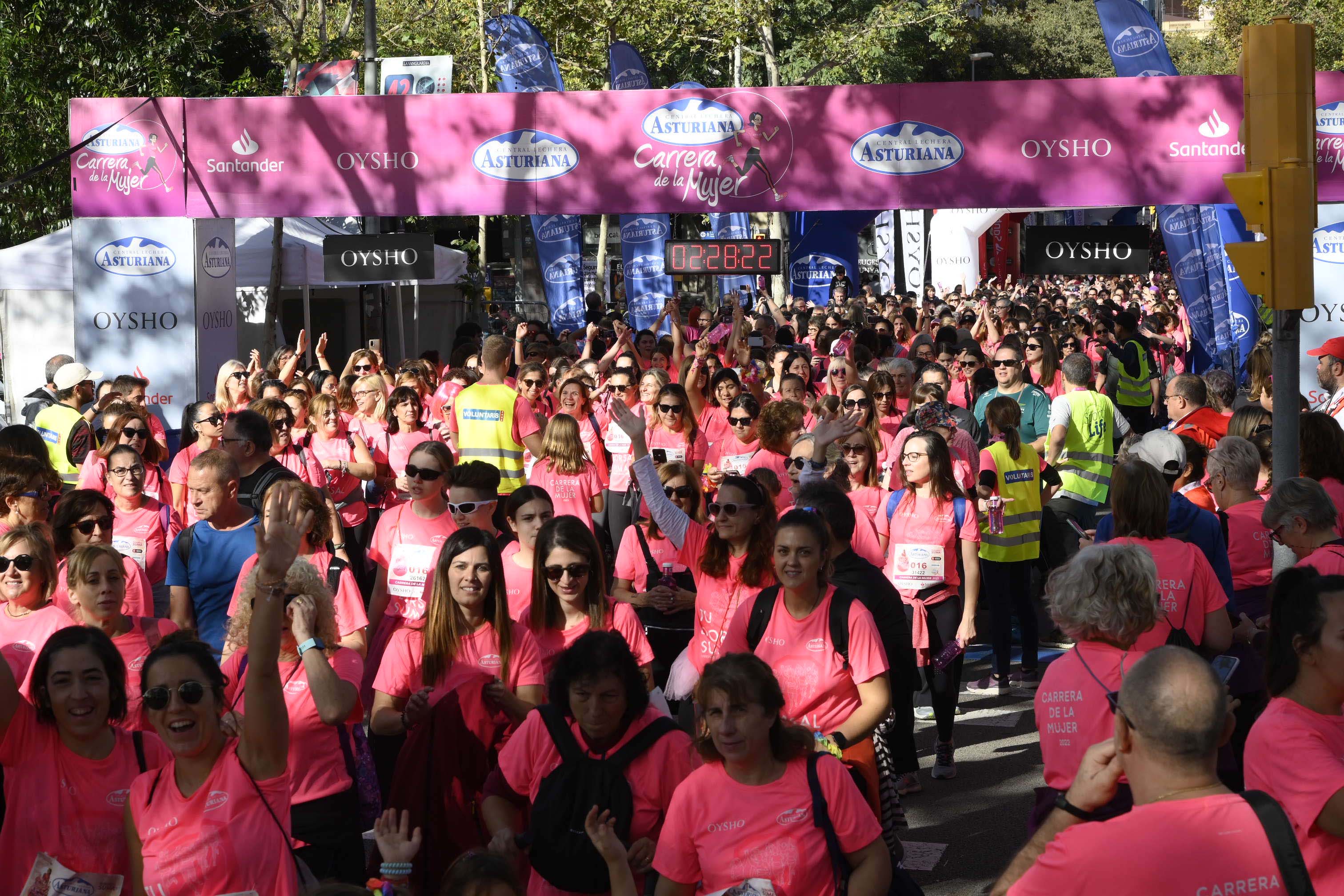 Las mejores fotos de la Carrera de la Mujer de Barcelona 2023. 7374