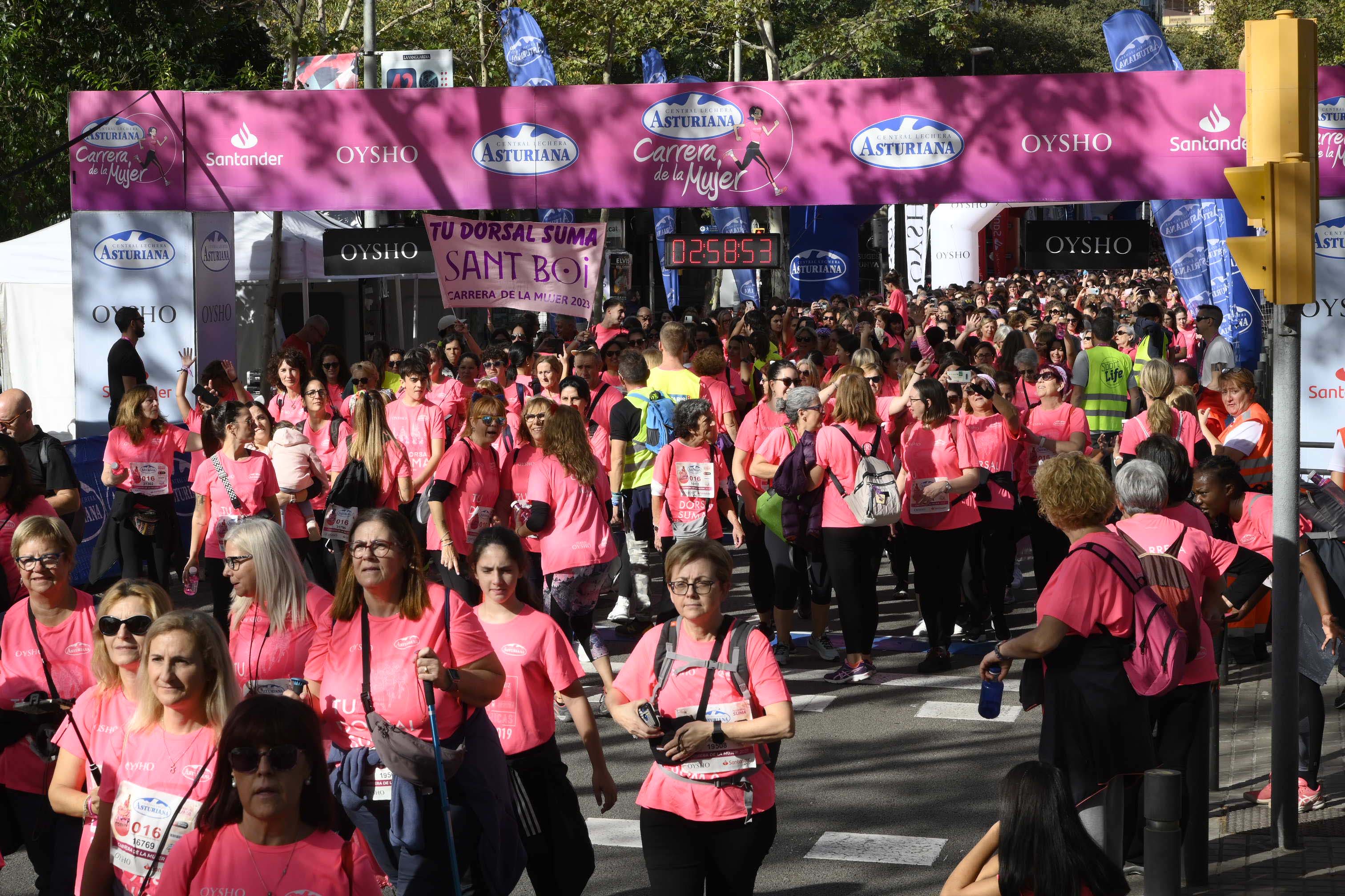Las mejores fotos de la Carrera de la Mujer de Barcelona 2023. 8268