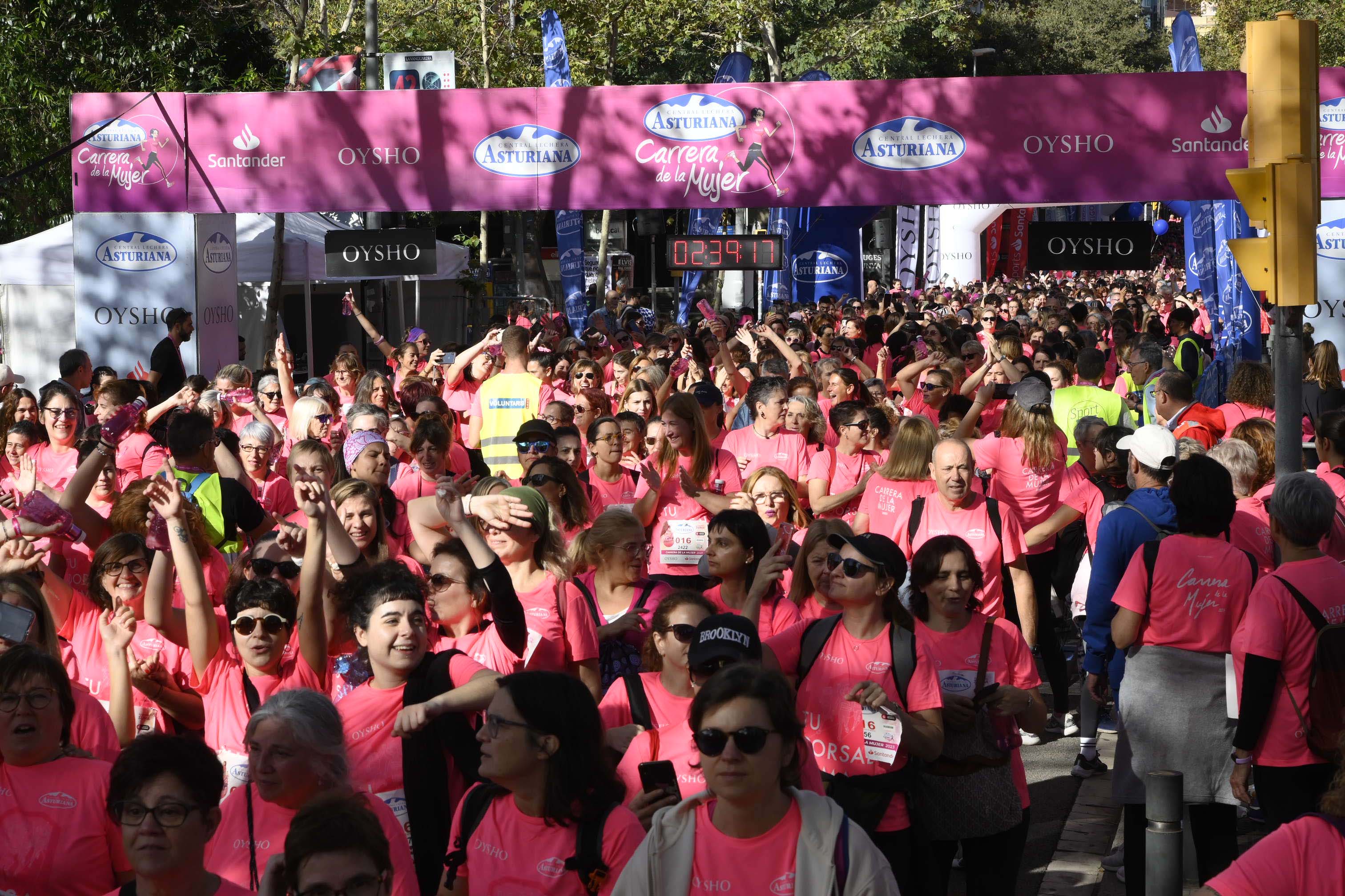 Las mejores fotos de la Carrera de la Mujer de Barcelona 2023. 7684