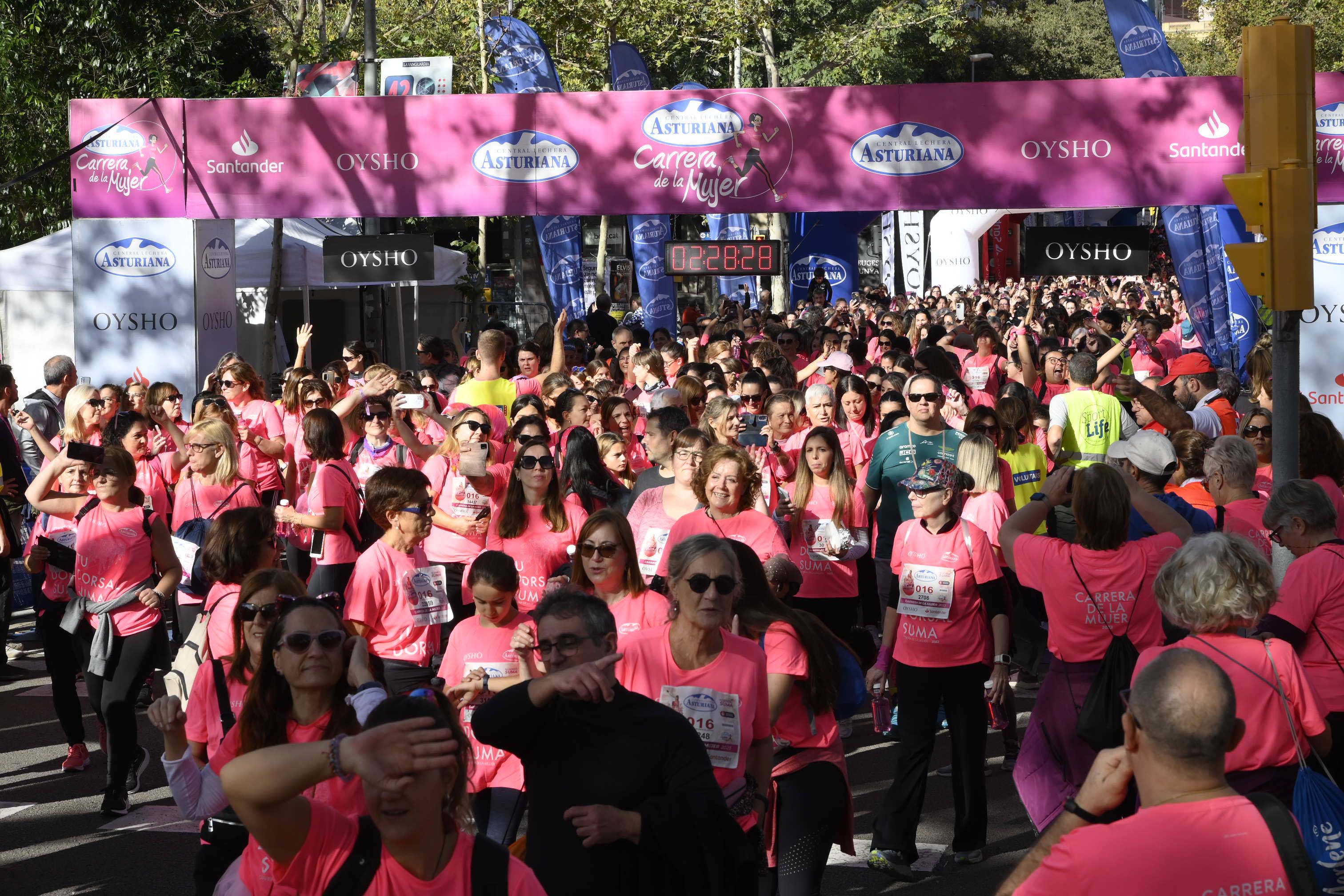 Las mejores fotos de la Carrera de la Mujer de Barcelona 2023. 7377