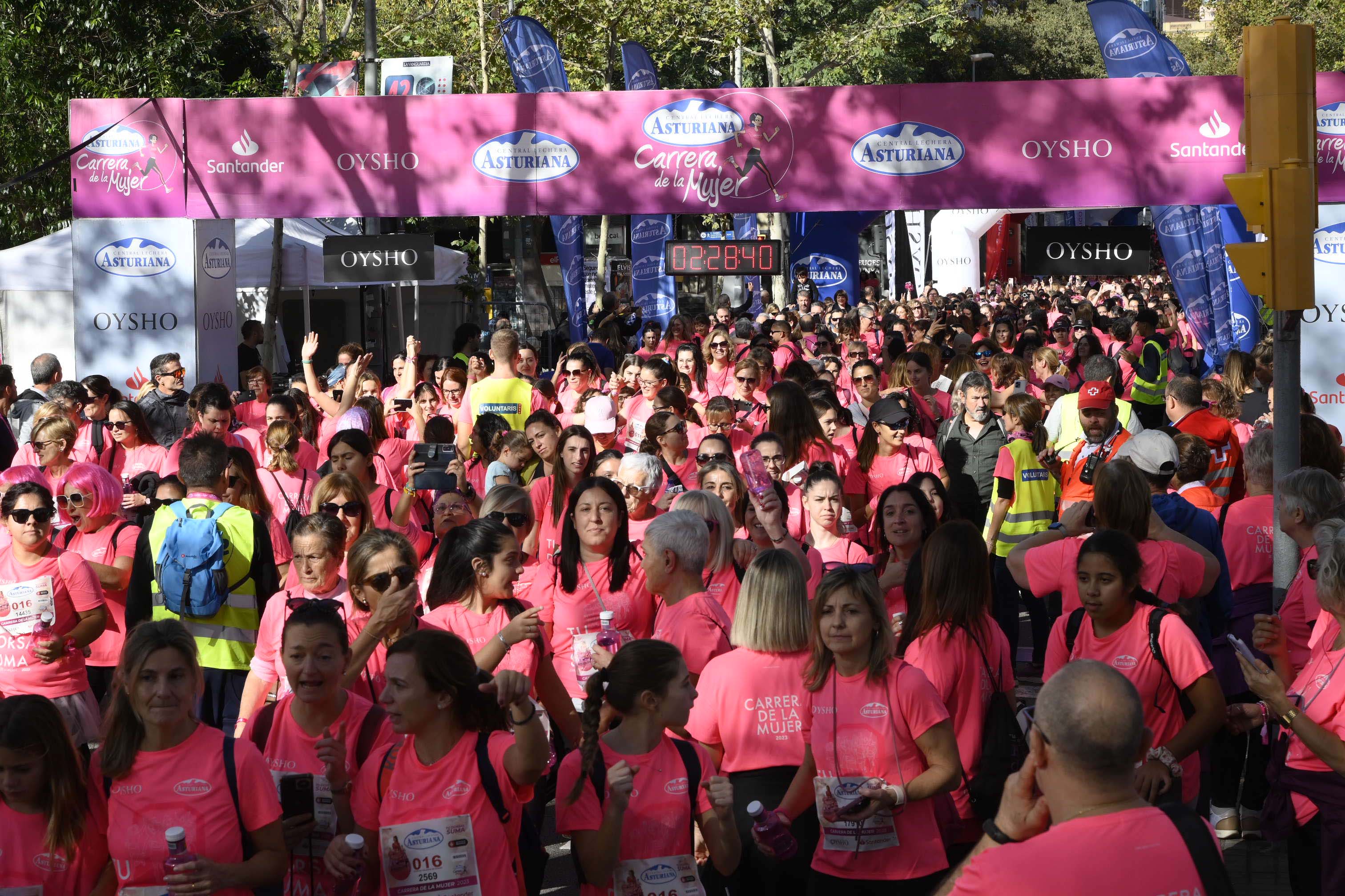 Las mejores fotos de la Carrera de la Mujer de Barcelona 2023. 7383