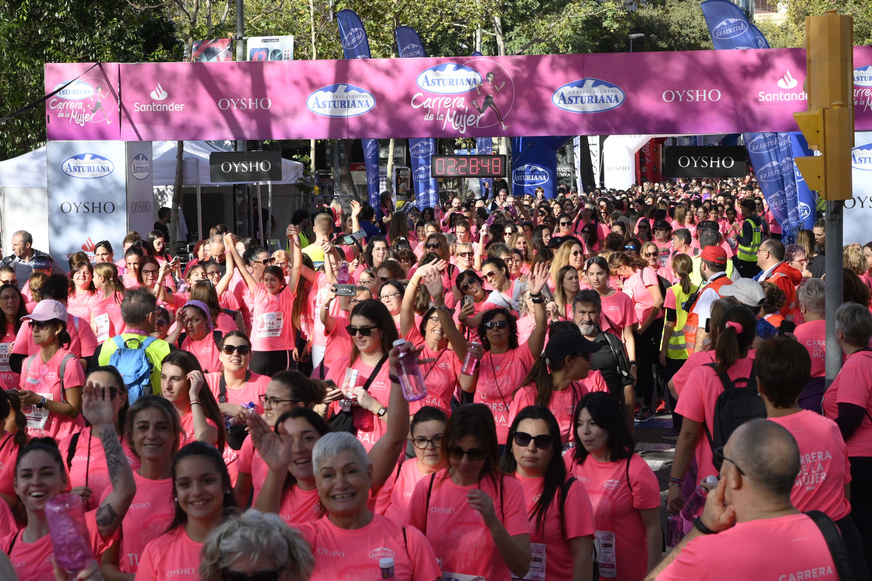 Las mejores fotos de la Carrera de la Mujer de Barcelona 2023. 7387