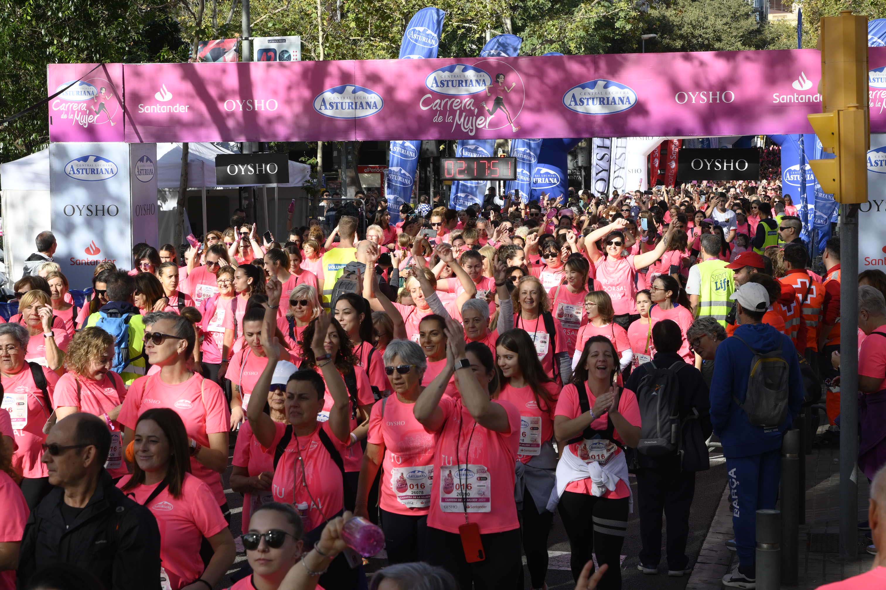 Las mejores fotos de la Carrera de la Mujer de Barcelona 2023. 7075