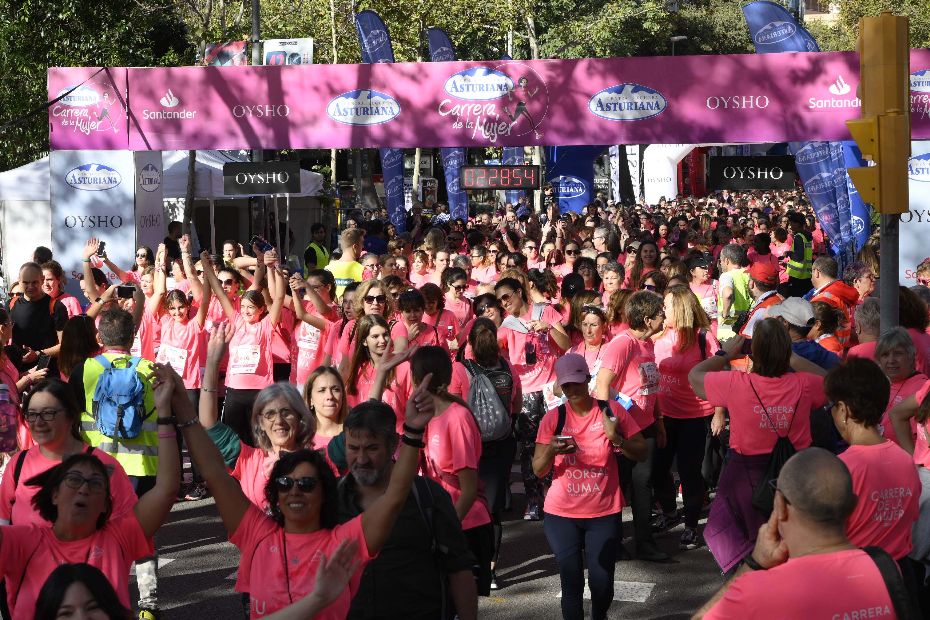 Las mejores fotos de la Carrera de la Mujer de Barcelona 2023. 7390