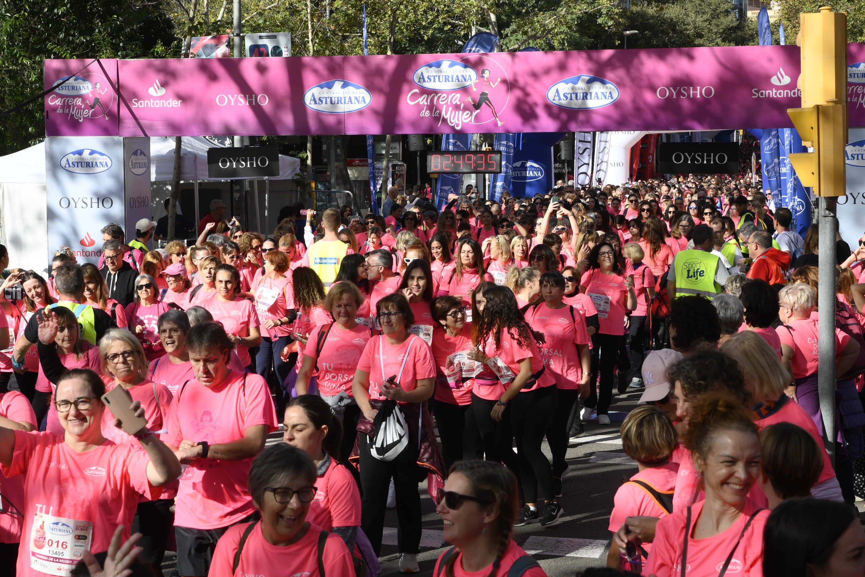 Las mejores fotos de la Carrera de la Mujer de Barcelona 2023. 7989