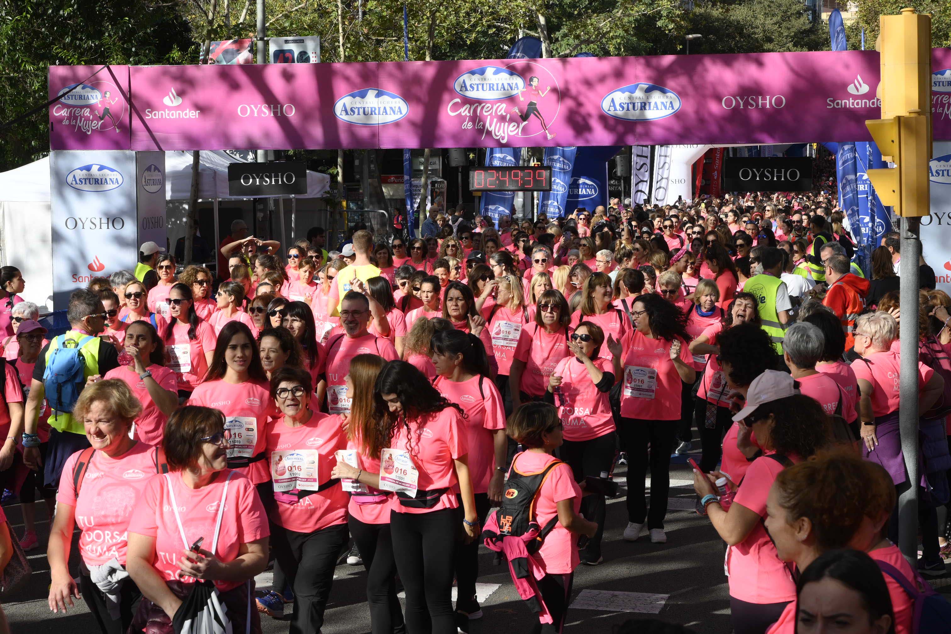 Las mejores fotos de la Carrera de la Mujer de Barcelona 2023. 7991