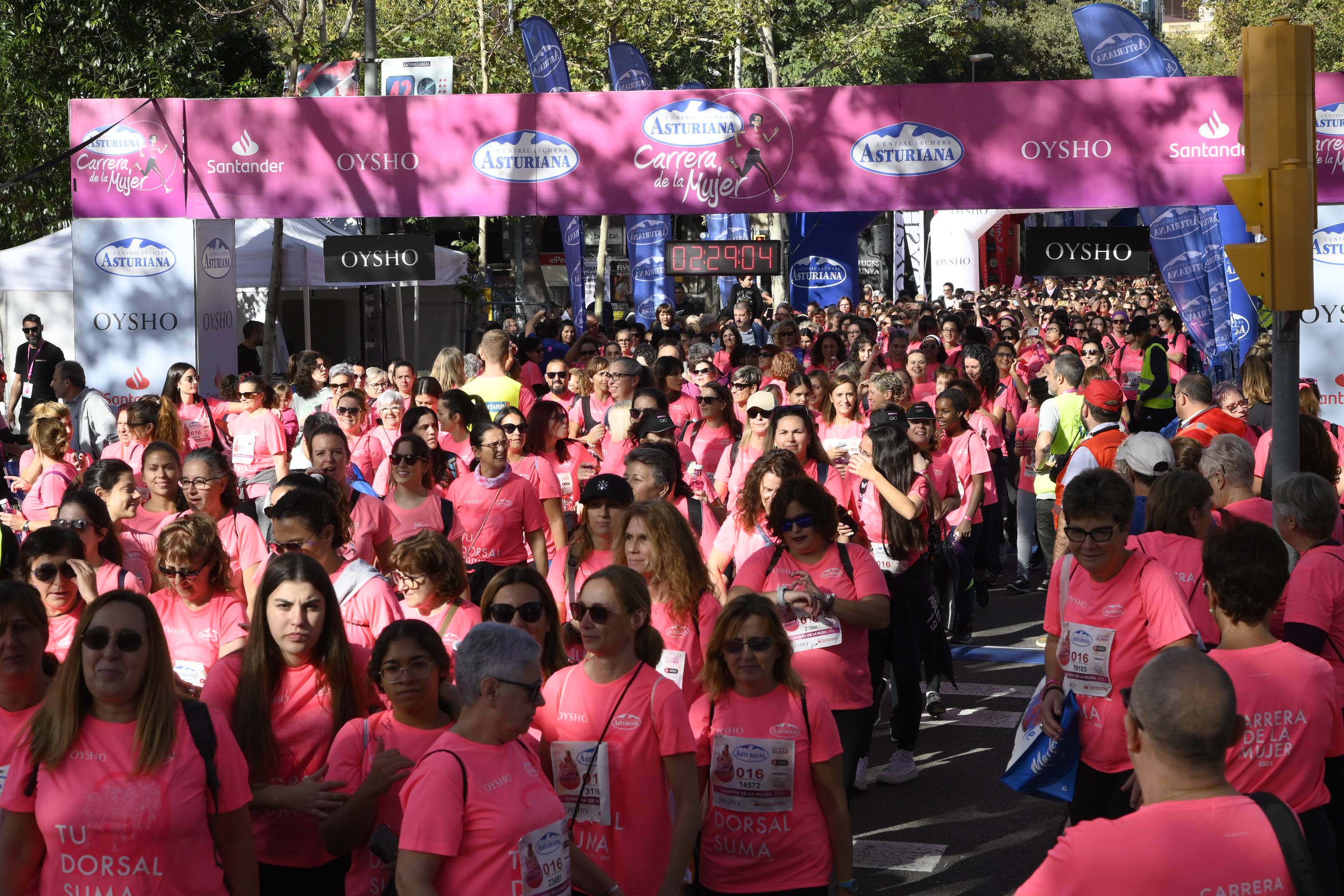 Las mejores fotos de la Carrera de la Mujer de Barcelona 2023. 7395