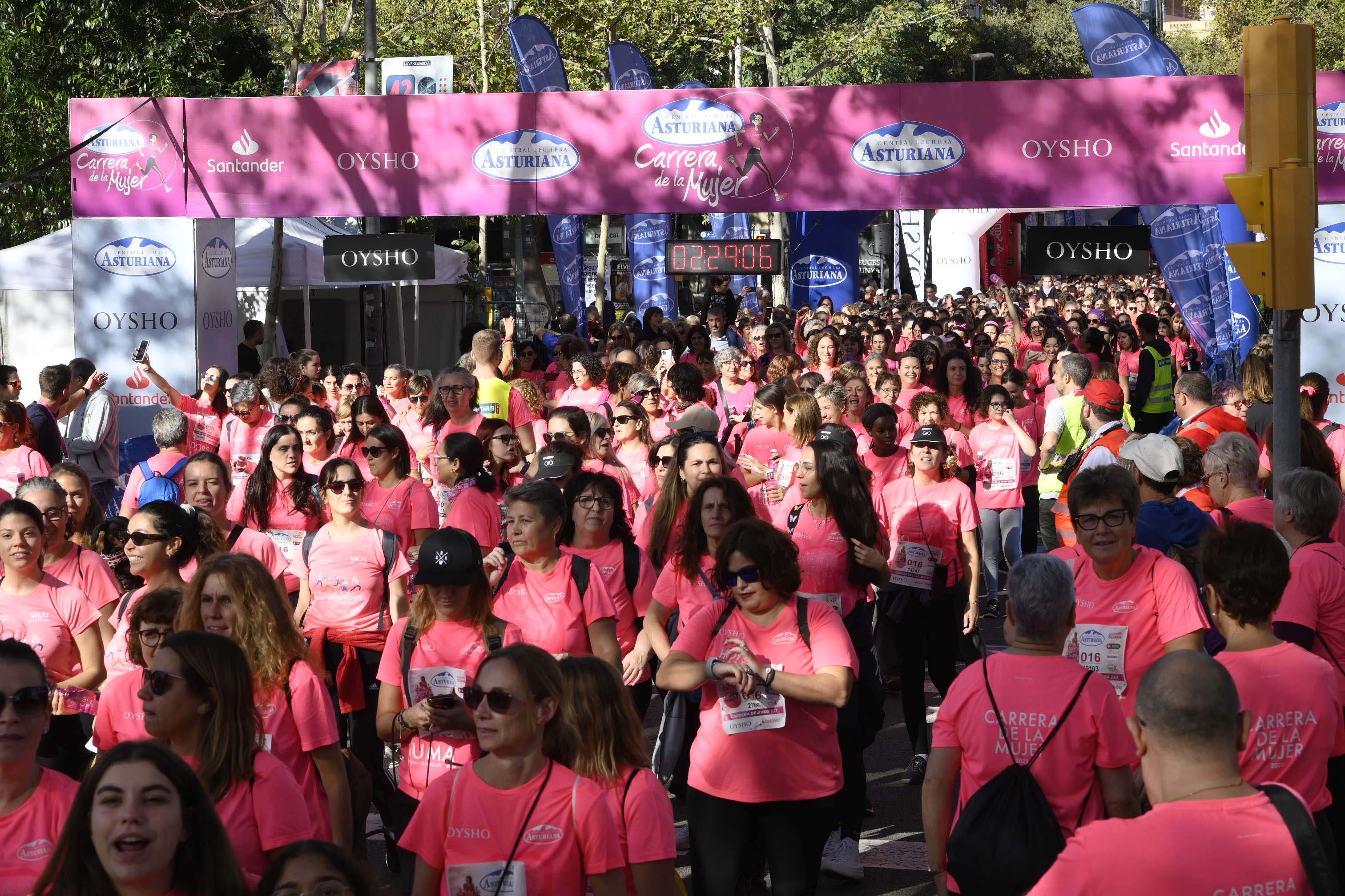 Las mejores fotos de la Carrera de la Mujer de Barcelona 2023. 7396