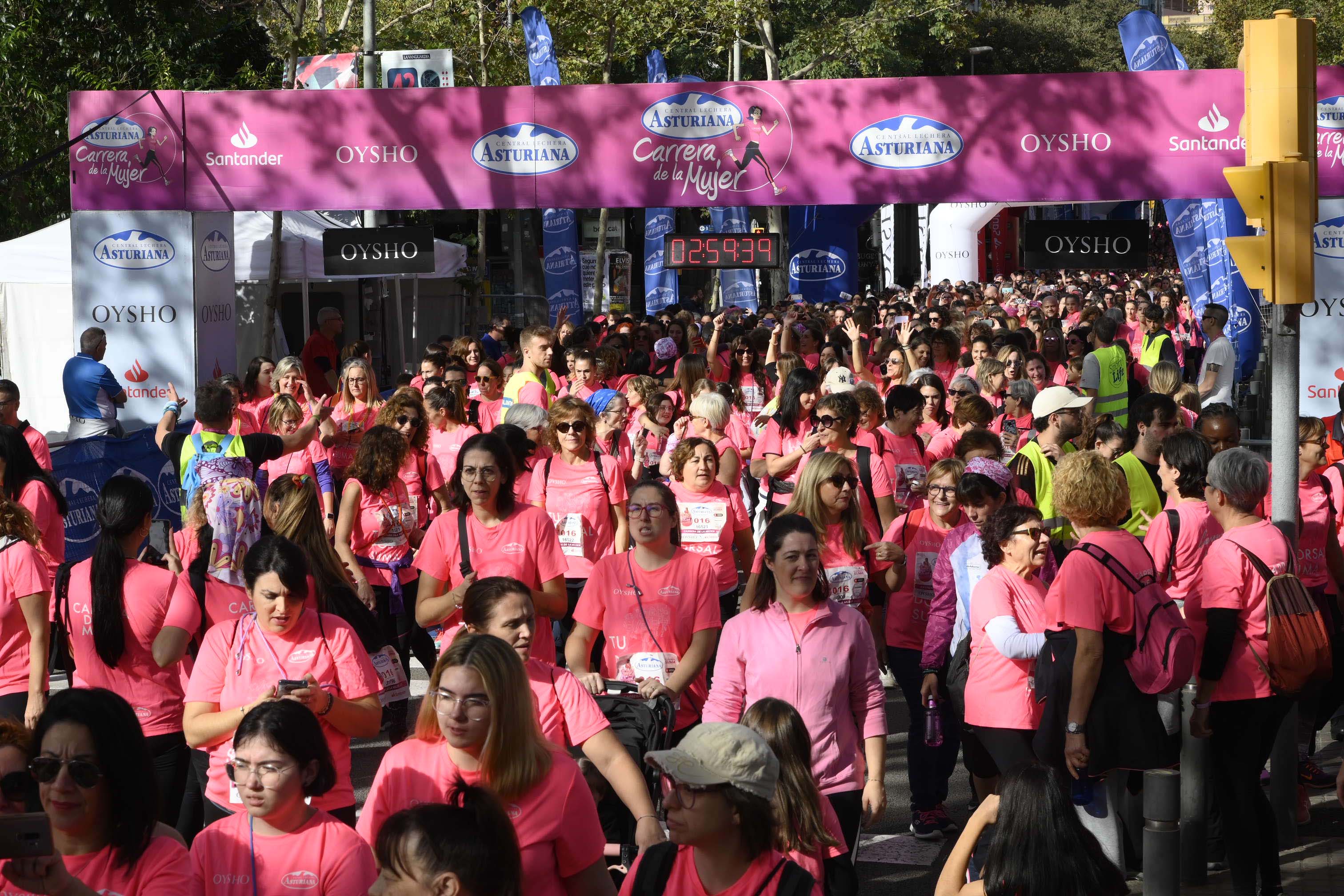 Las mejores fotos de la Carrera de la Mujer de Barcelona 2023. 8291